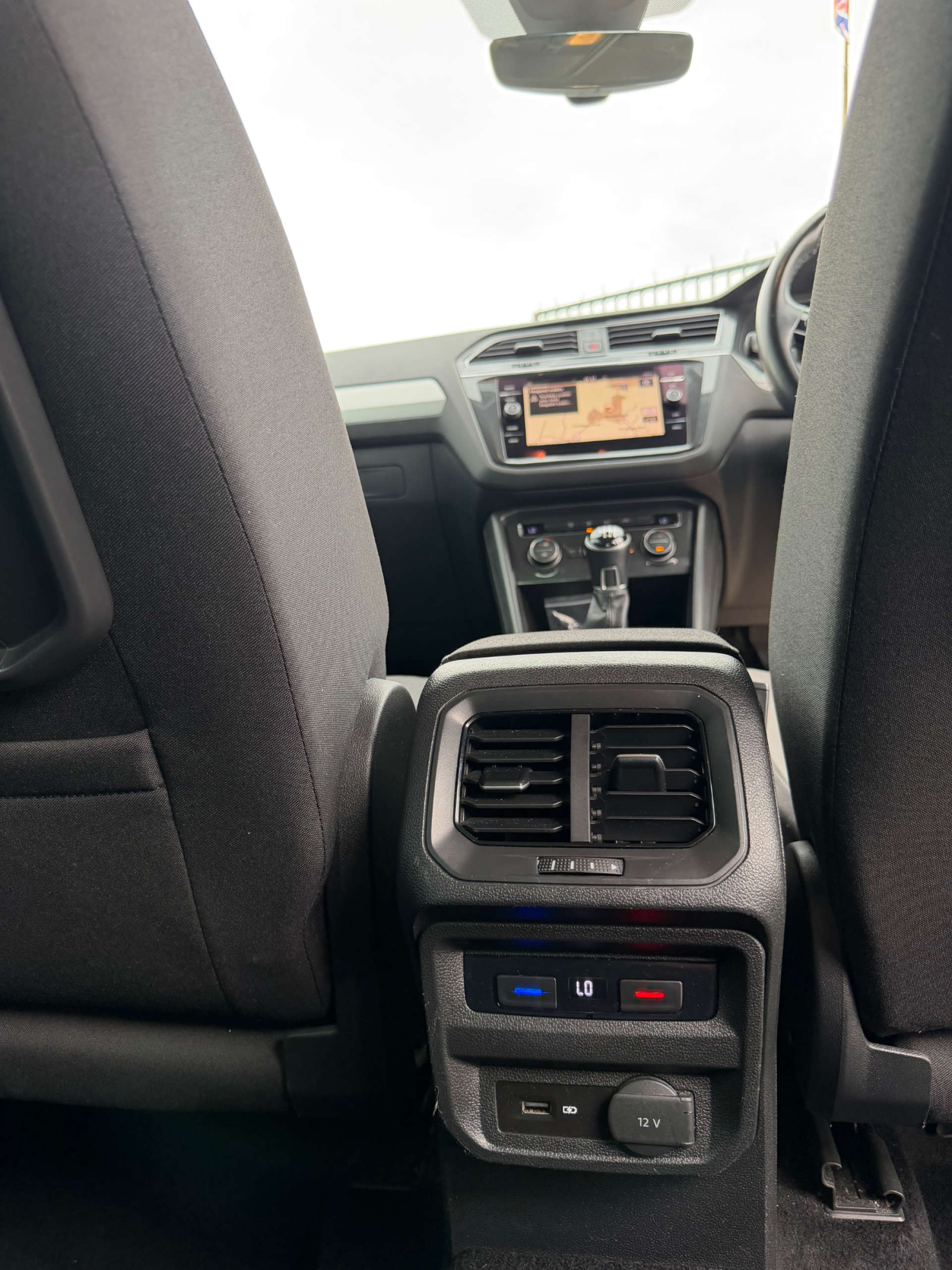 2019 VOLKSWAGEN TIGUAN 2.0 Tiguan Match TDI 5dr - vehicle photo 10 for sale on PureCar