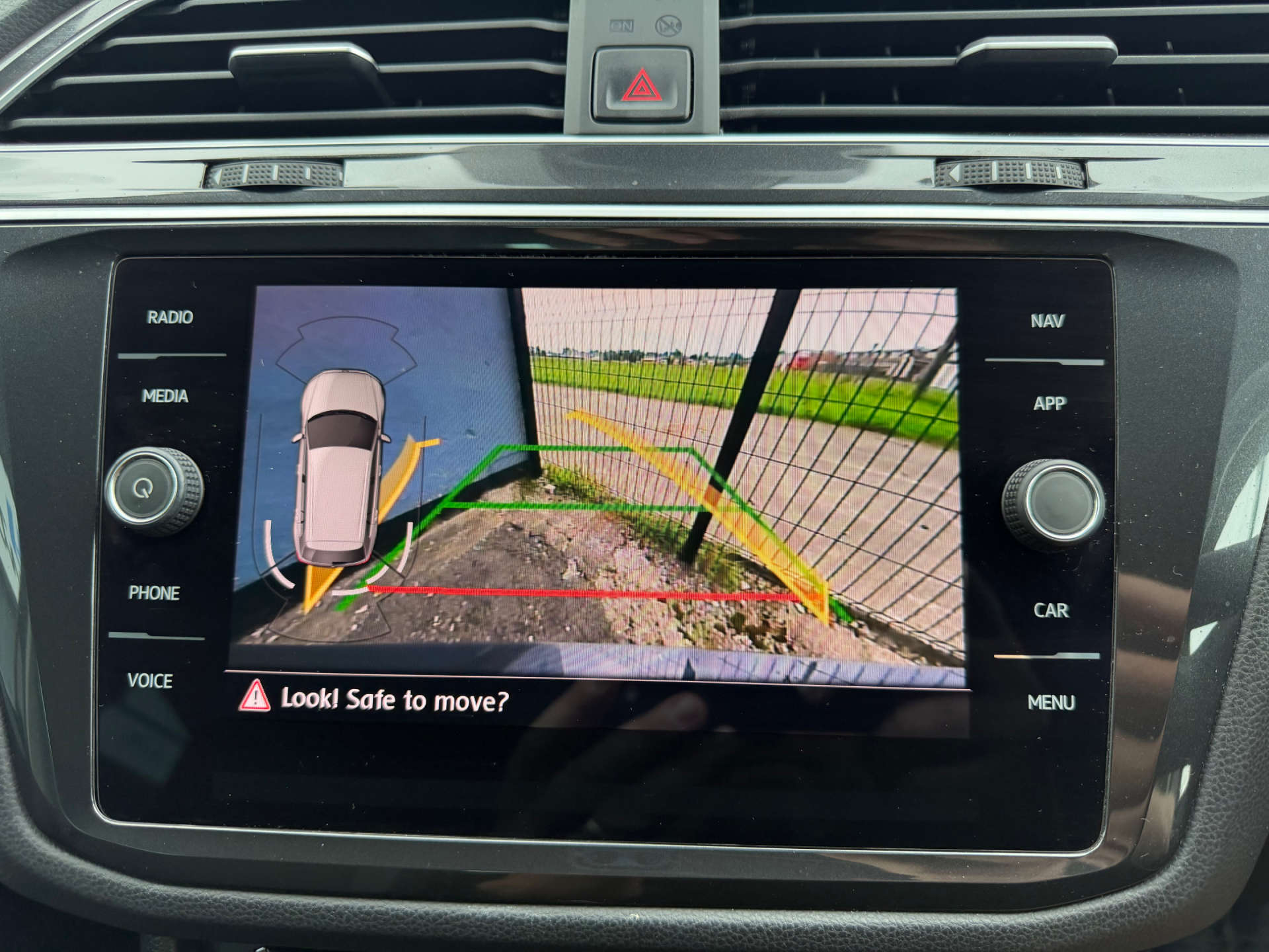2019 VOLKSWAGEN TIGUAN 2.0 Tiguan Match TDI 5dr - vehicle photo 14 for sale on PureCar