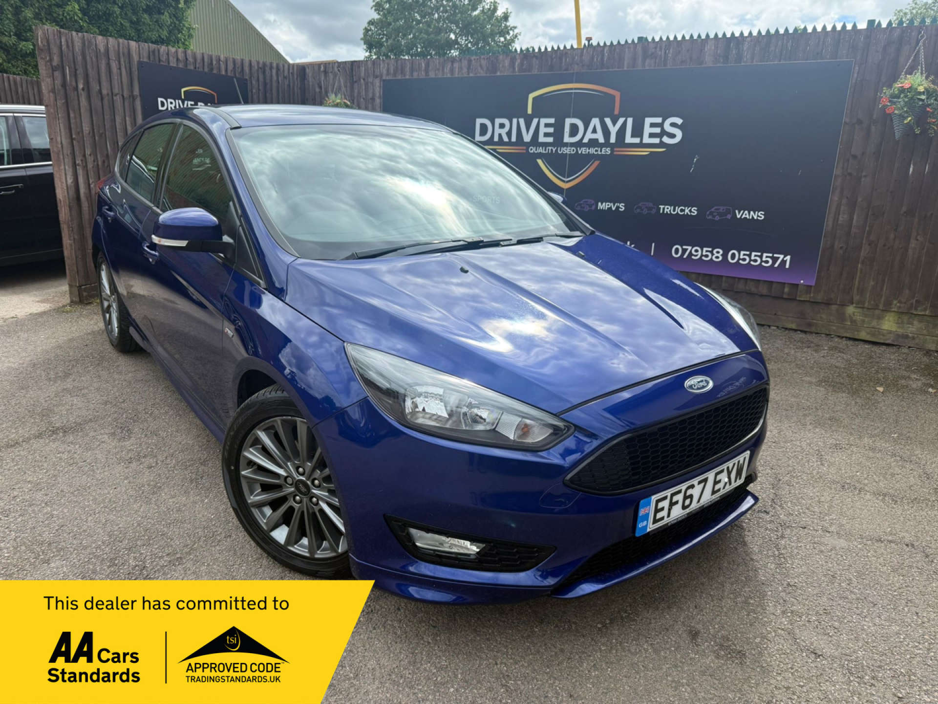 Ford FOCUS 1.0 Focus ST-Line 5dr #0