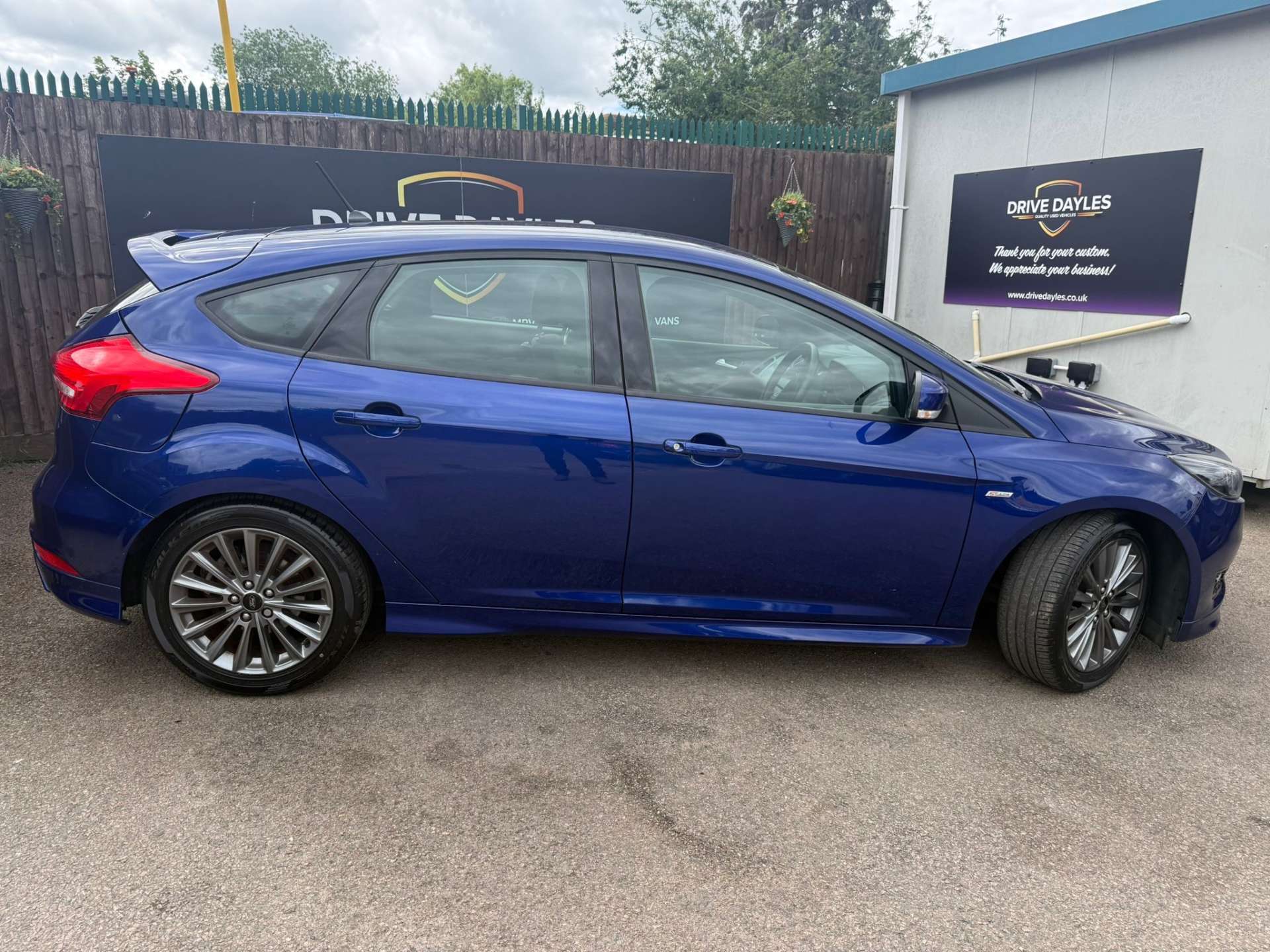 Ford FOCUS 1.0 Focus ST-Line 5dr #1
