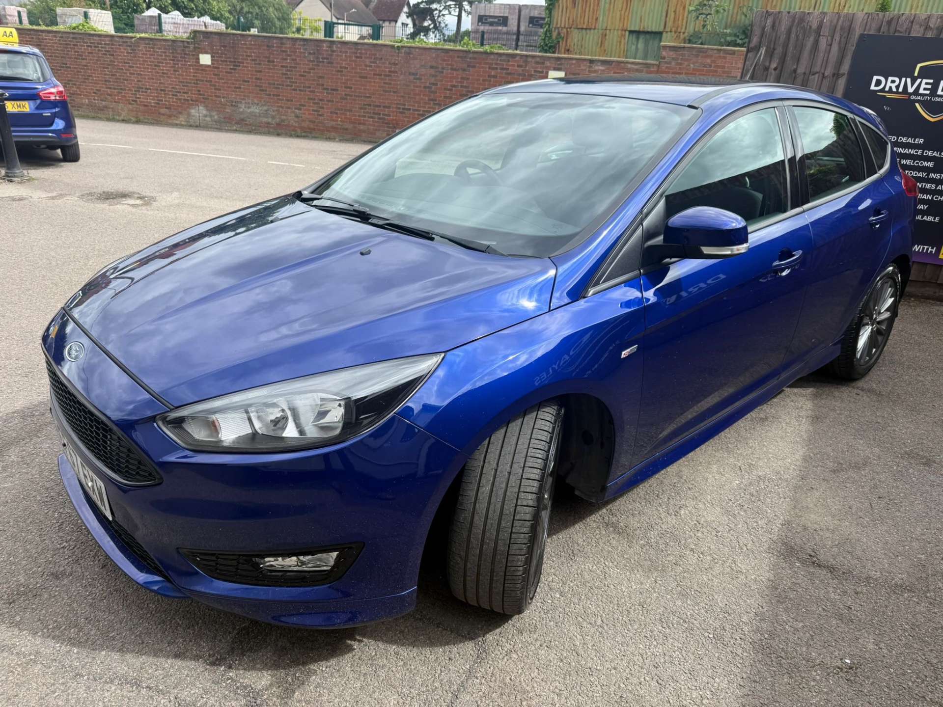 Ford FOCUS 1.0 Focus ST-Line 5dr #2