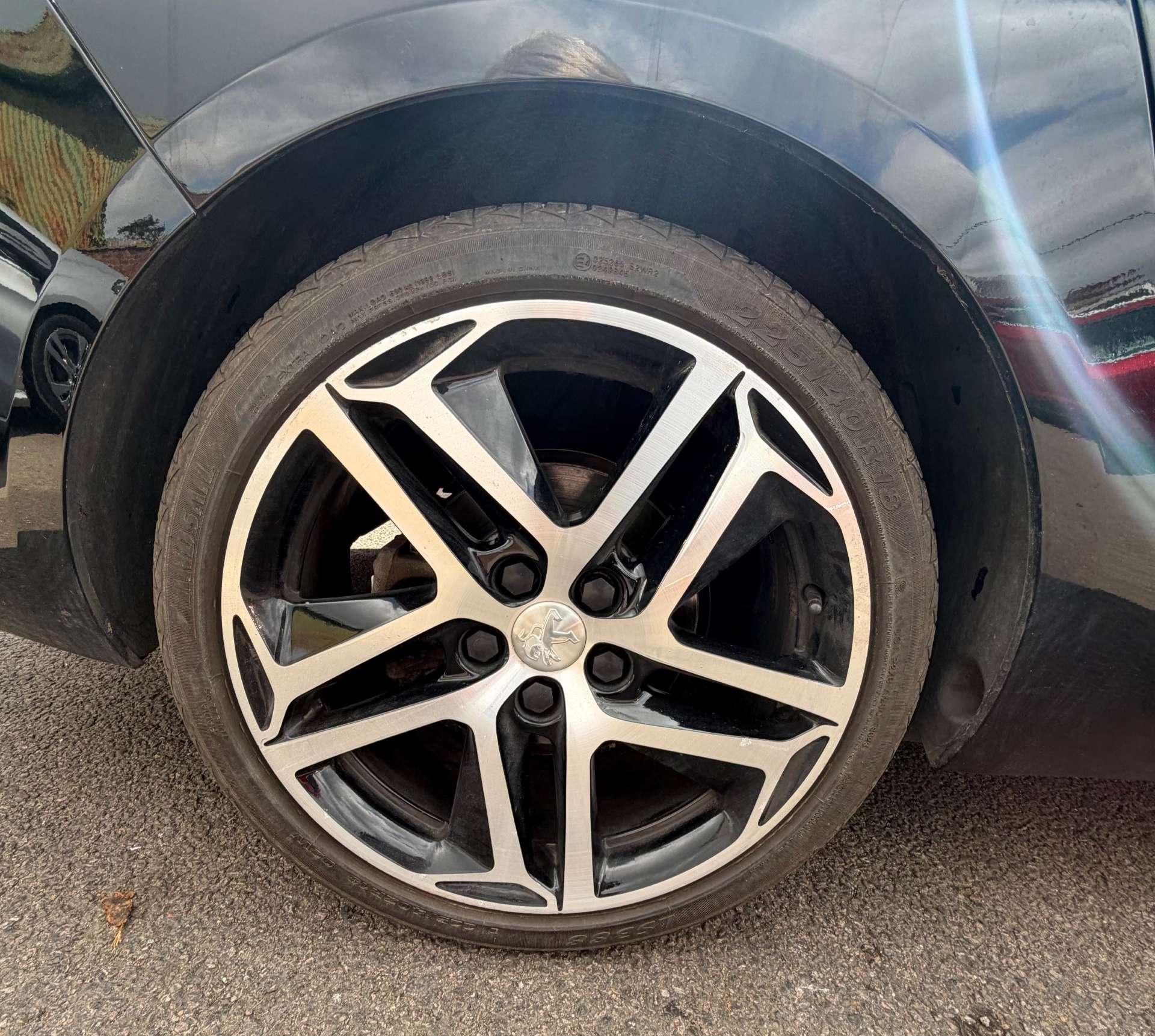 Peugeot 308 1.2 308 Allure S/S 5dr #2