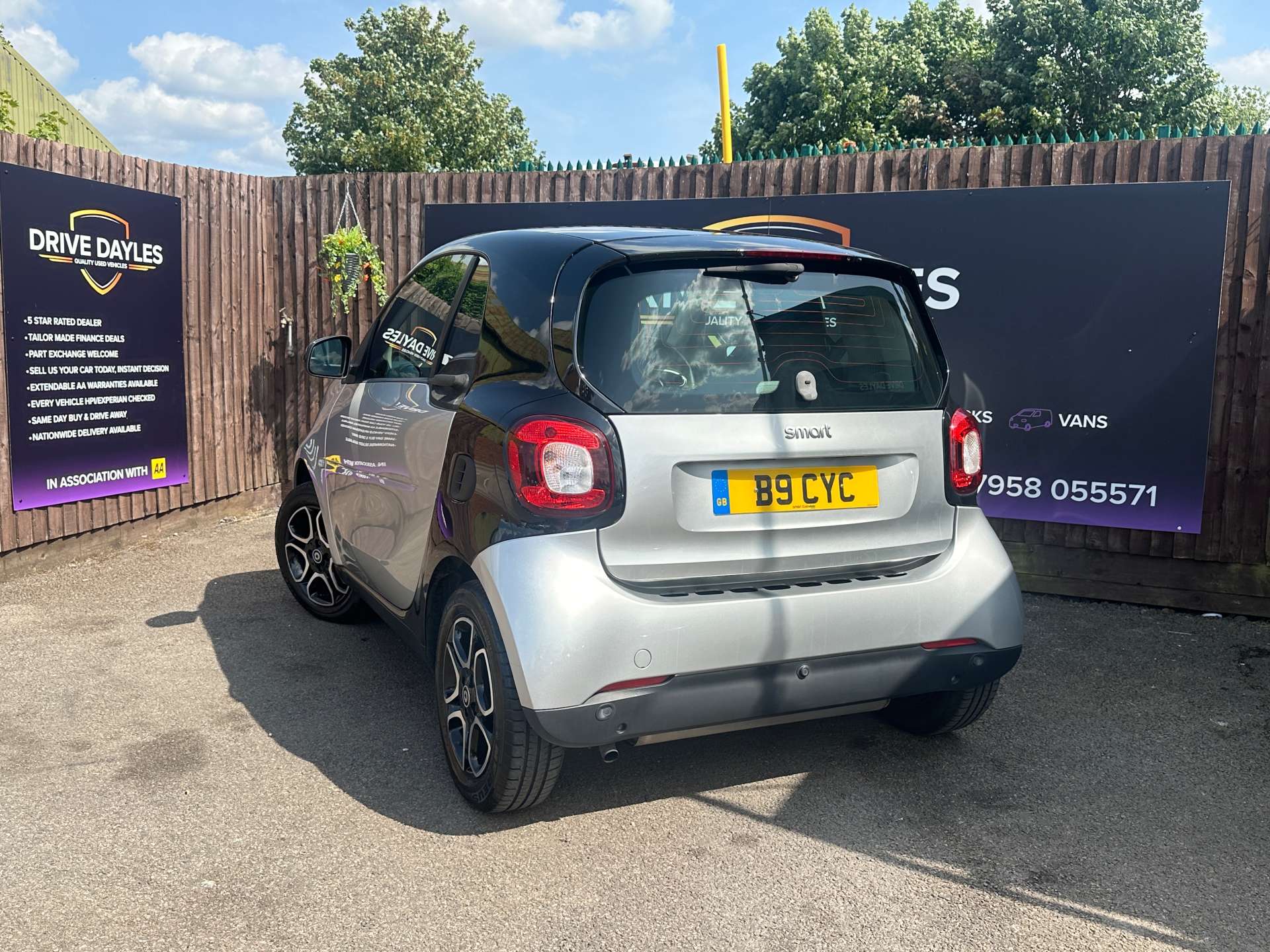 Smart FORTWO 0.9 fortwo Prime Premium T Auto 3dr #1