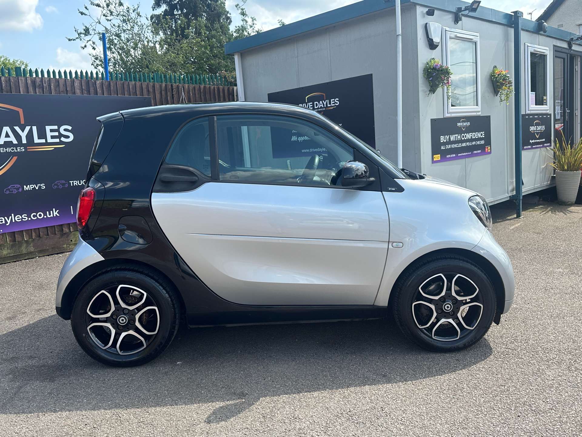 Smart FORTWO 0.9 fortwo Prime Premium T Auto 3dr #2