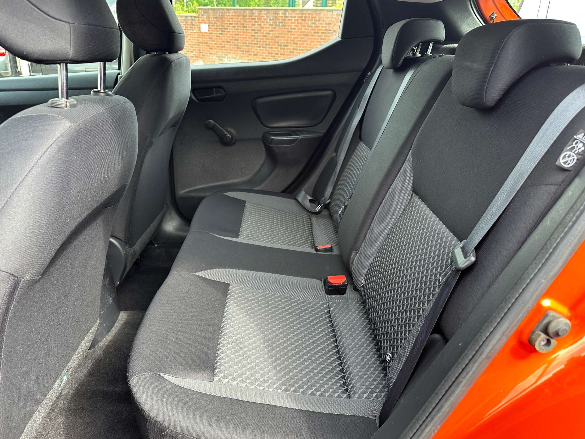 Nissan MICRA 1.5 Micra Visia dCi 5dr #8
