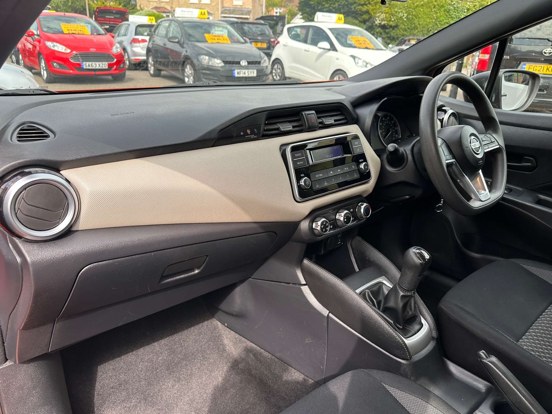 Nissan MICRA 1.5 Micra Visia dCi 5dr #9