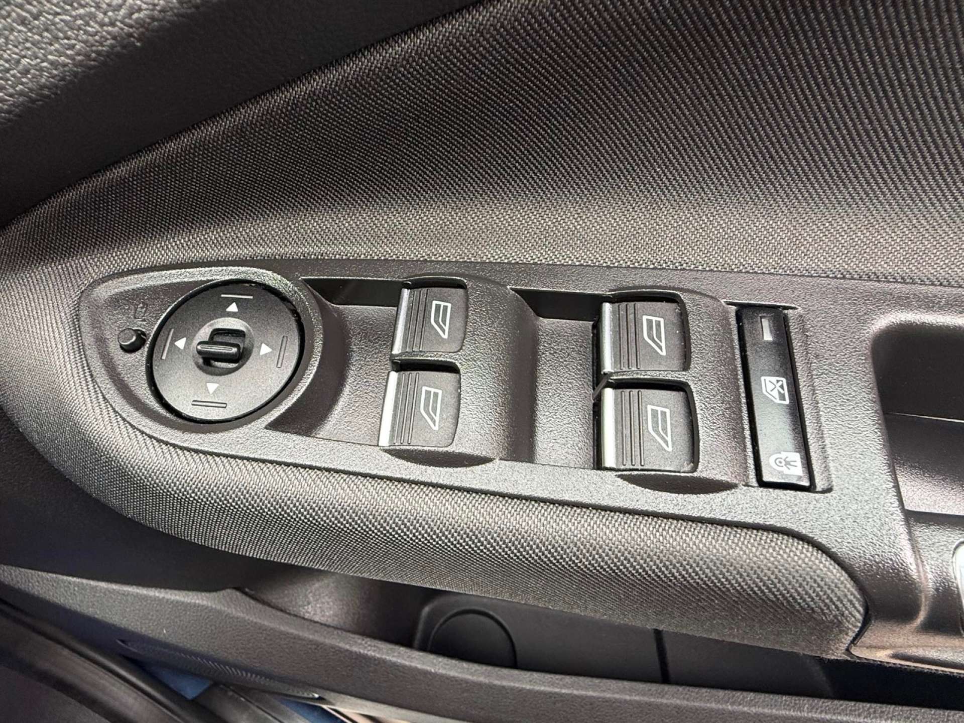Ford C-MAX 1.0 C-Max Titanium T 5dr #22