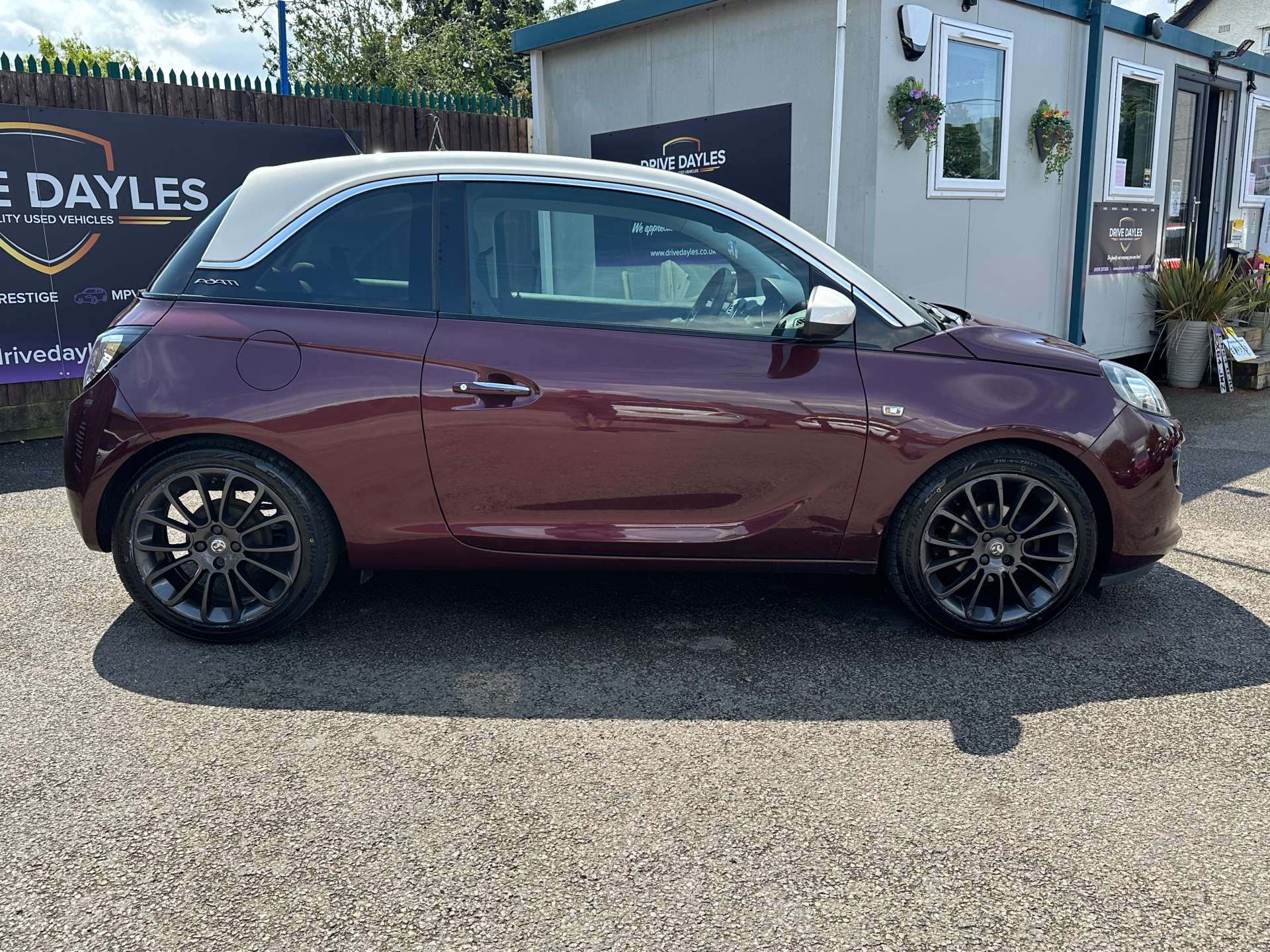 Vauxhall ADAM 1.4 Adam Glam 3dr #2