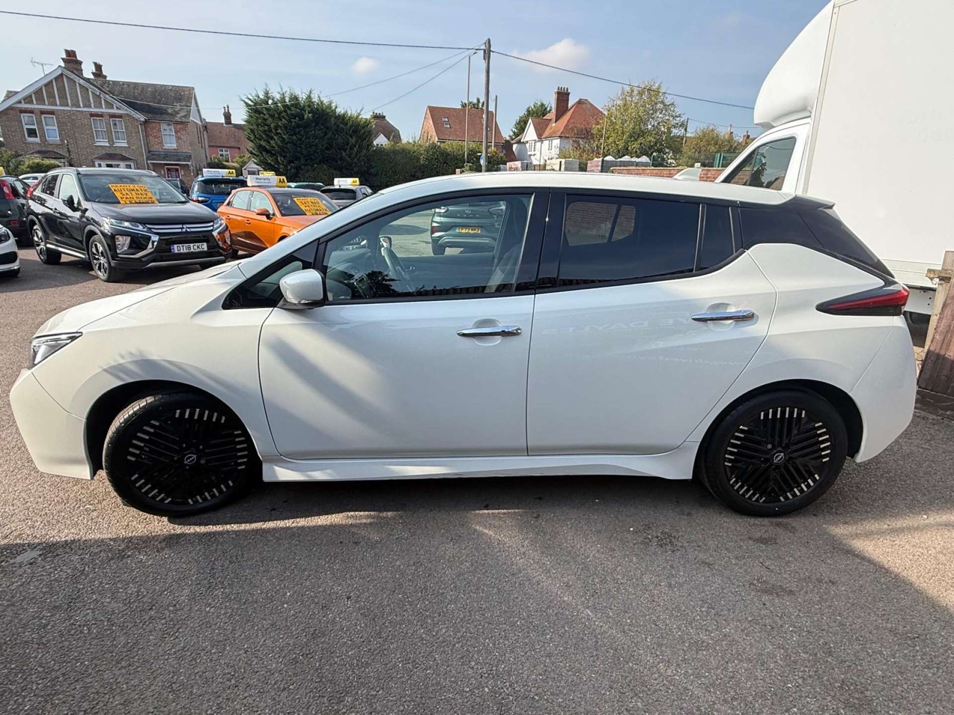 Nissan LEAF Leaf N-Connecta 5dr #1