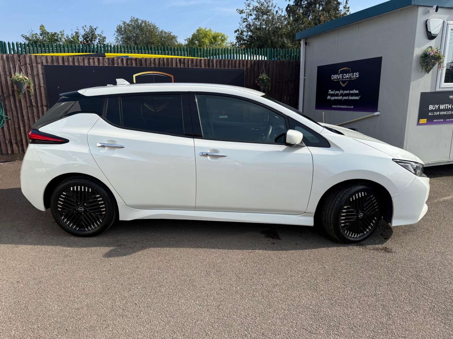 Nissan LEAF Leaf N-Connecta 5dr #2