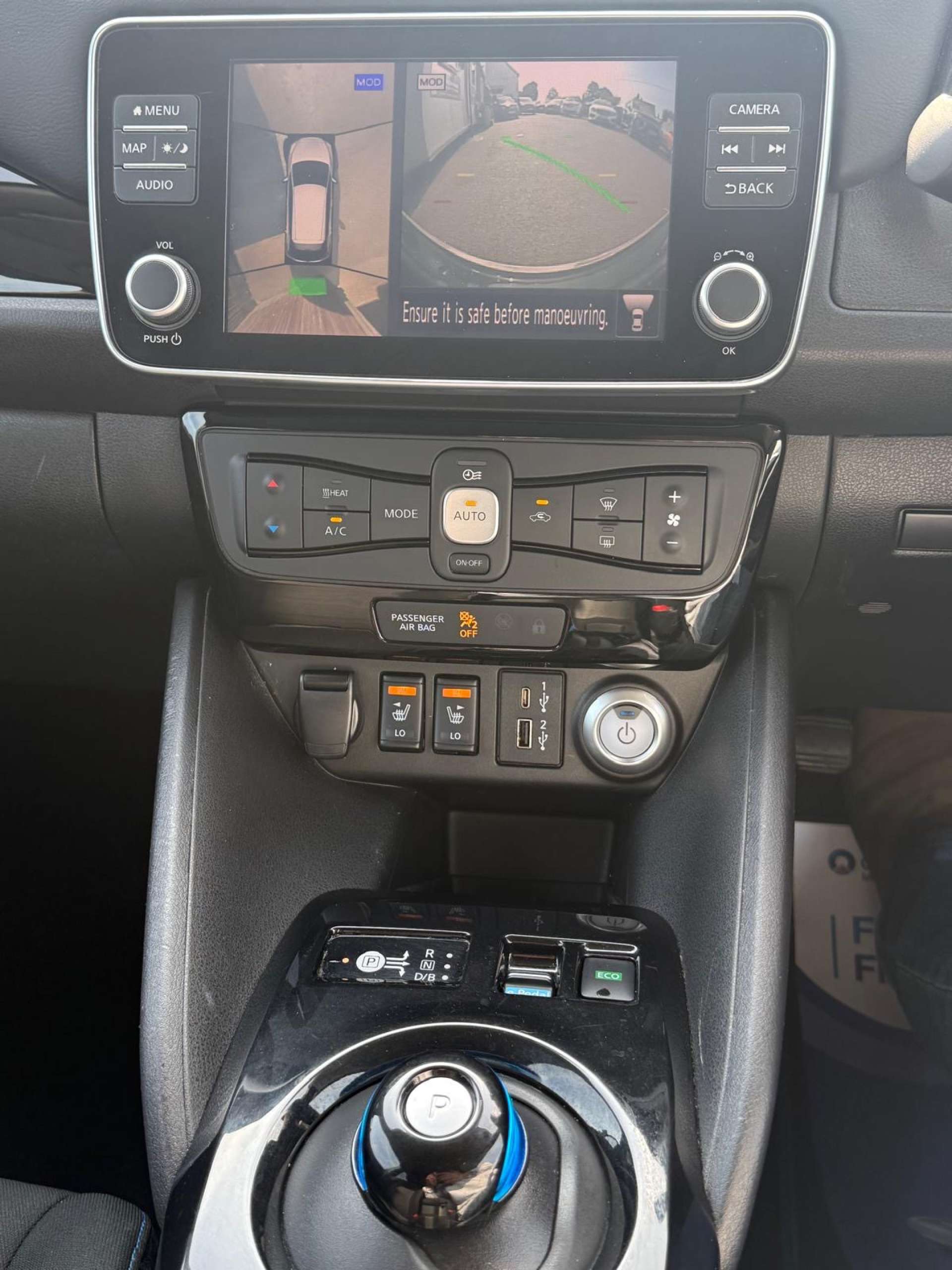 Nissan LEAF Leaf N-Connecta 5dr #20