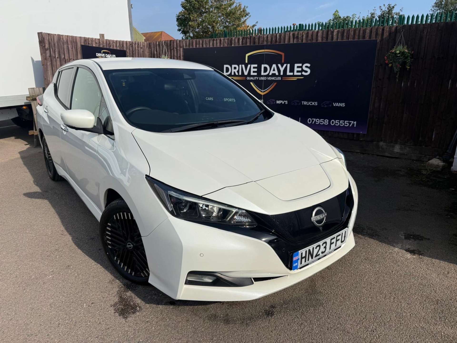 Nissan LEAF Leaf N-Connecta 5dr #30