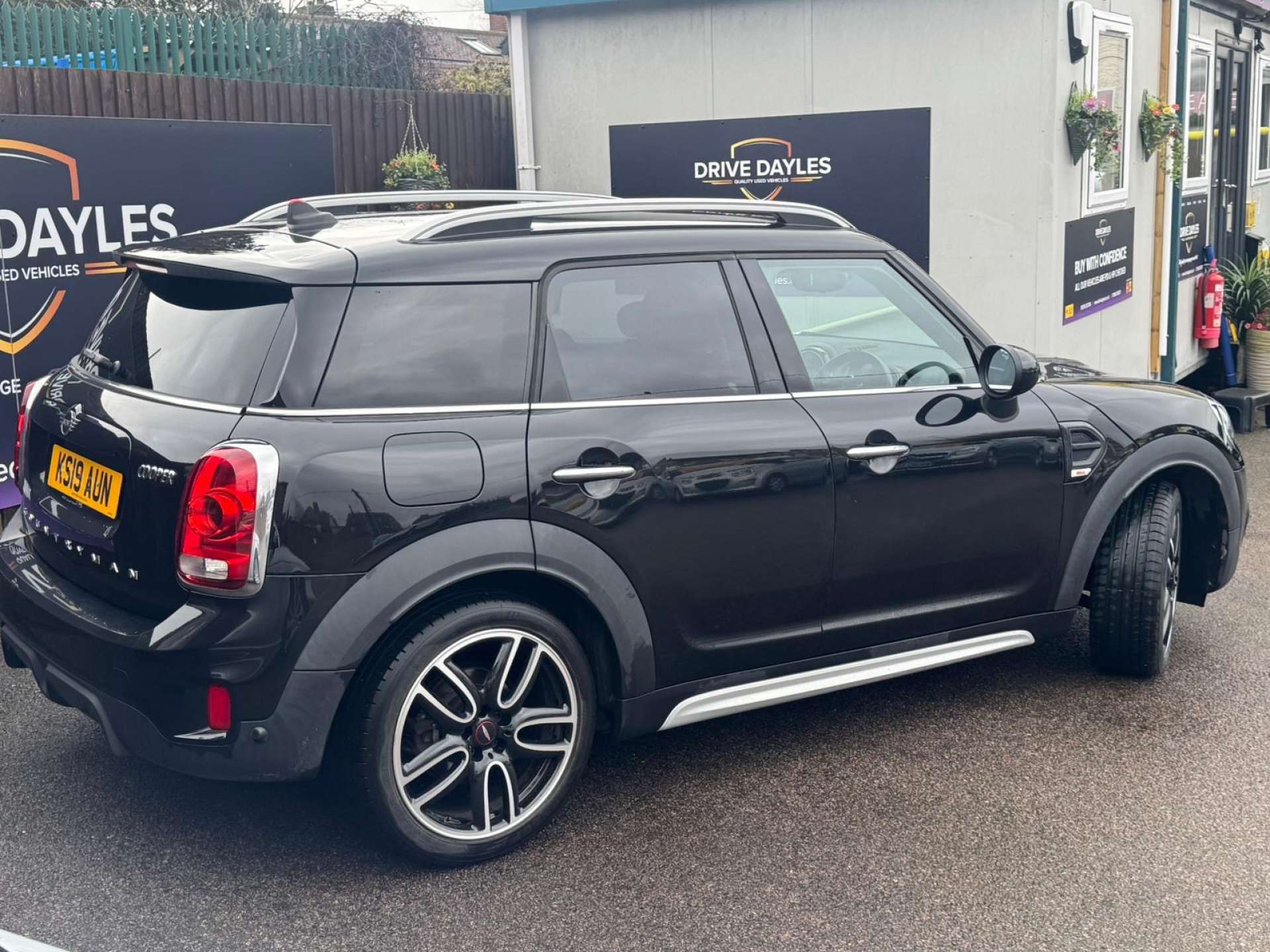 MINI COUNTRYMAN 1.5 Countryman Cooper Sport Auto 5dr #19