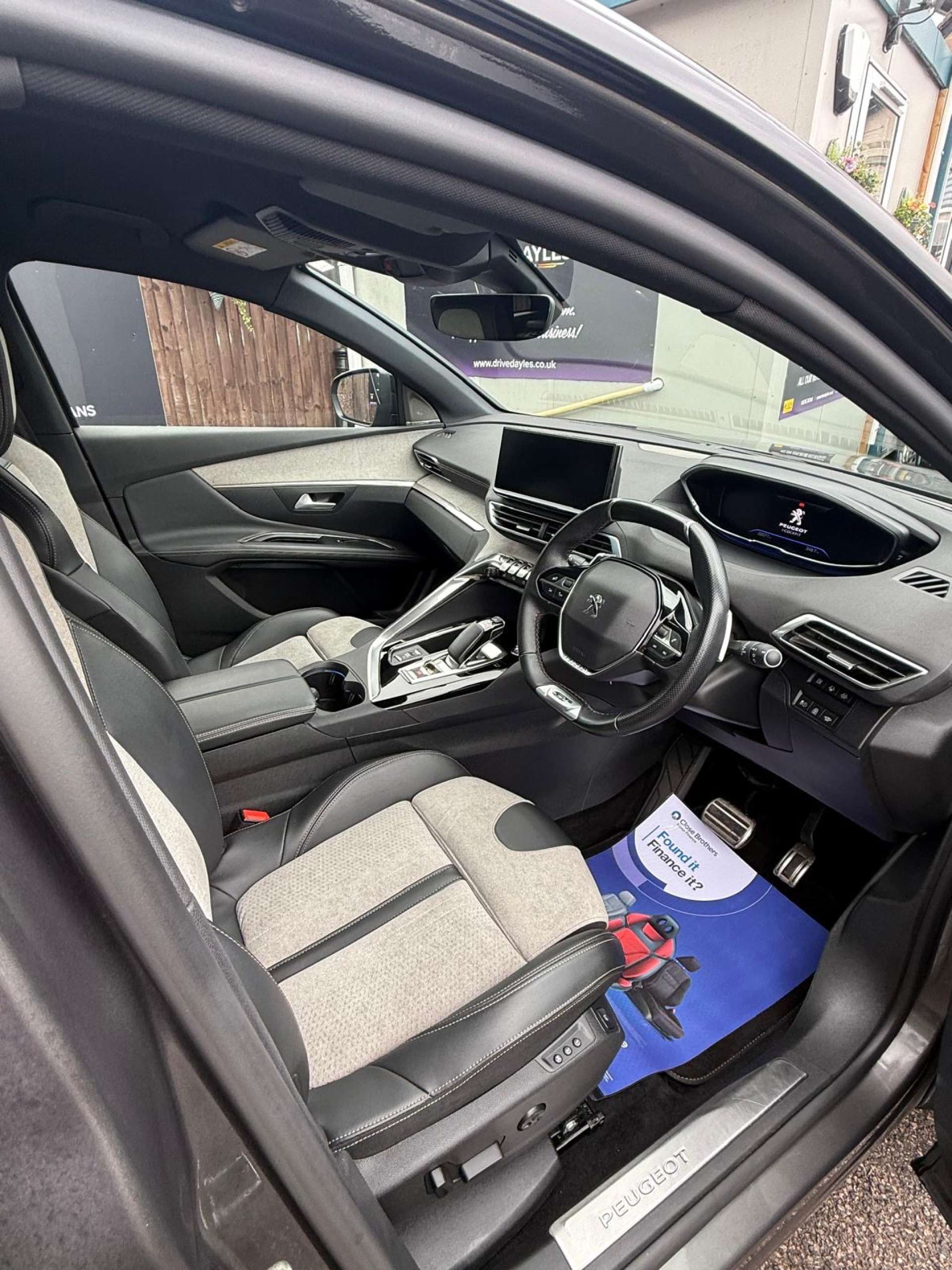 Peugeot 3008 1.6 3008 GT Premium S/S PHEV Auto 5dr #13