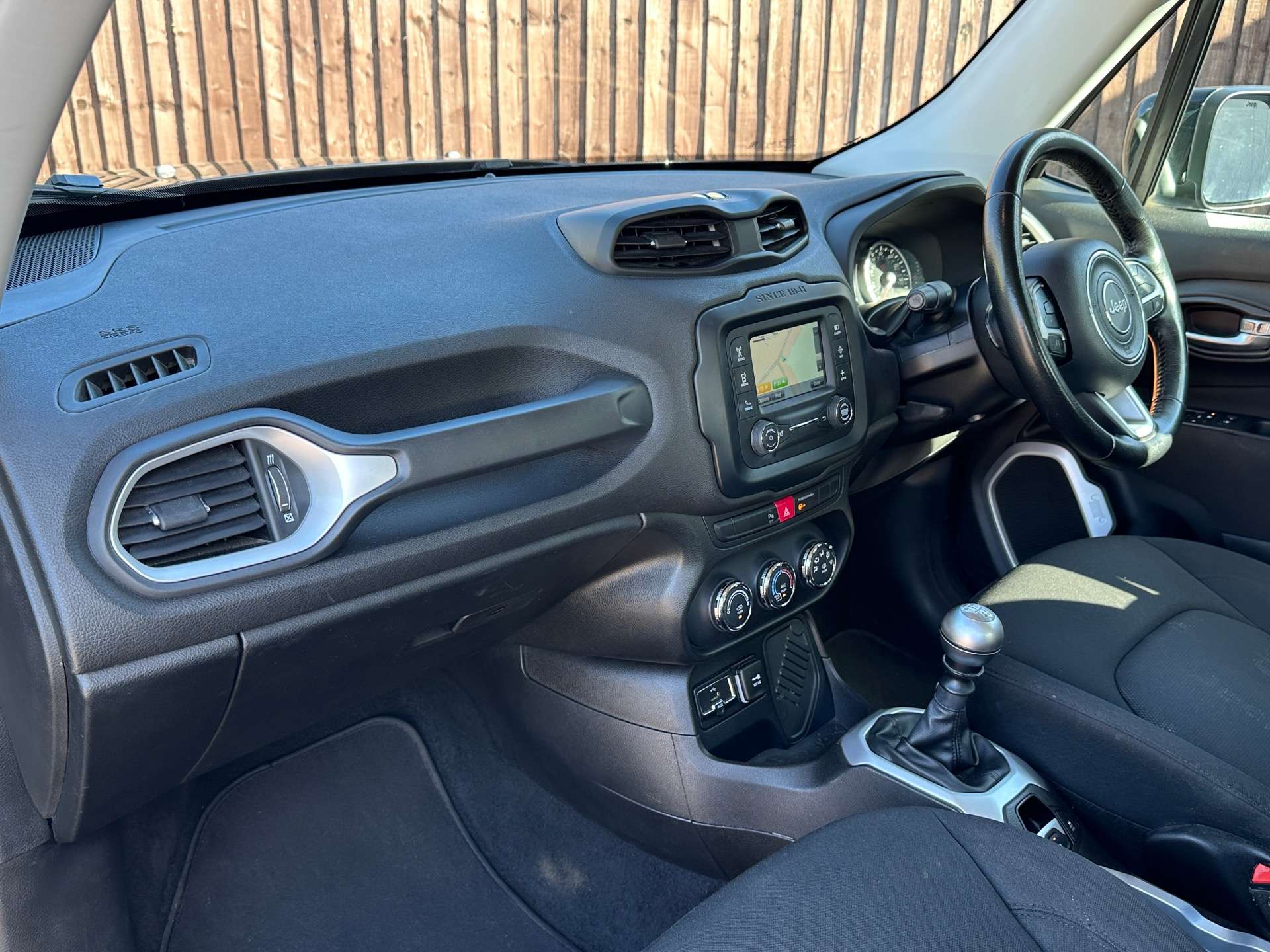 Jeep RENEGADE 1.4 Renegade Longitude 5dr #9