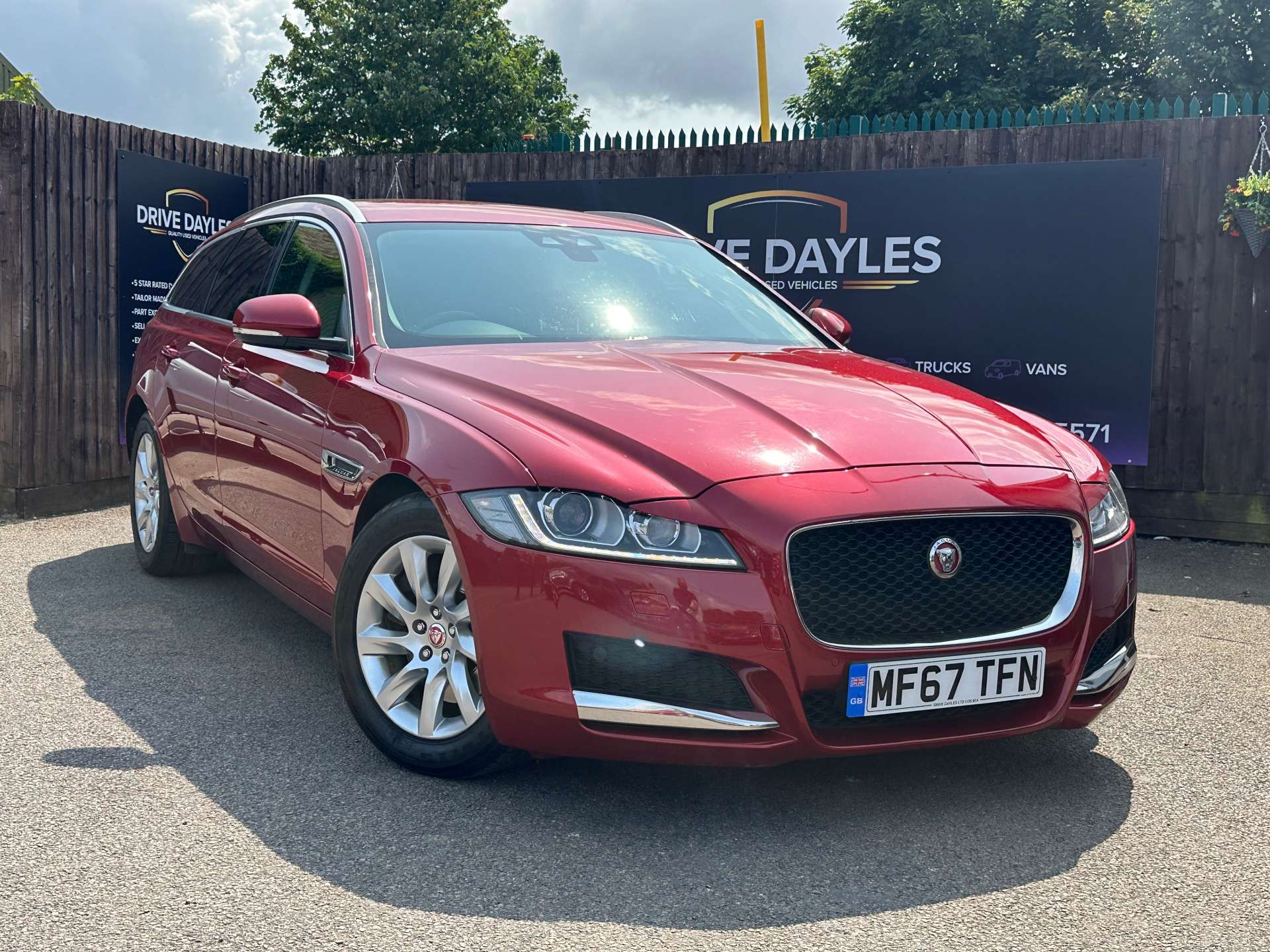 Jaguar XF 2.0 XF Prestige D Auto 5dr #0