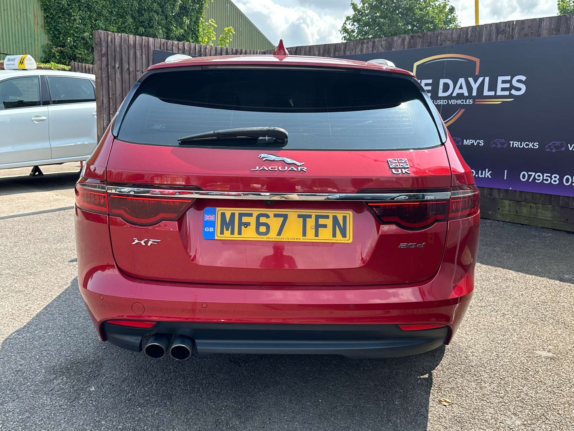 Jaguar XF 2.0 XF Prestige D Auto 5dr #10