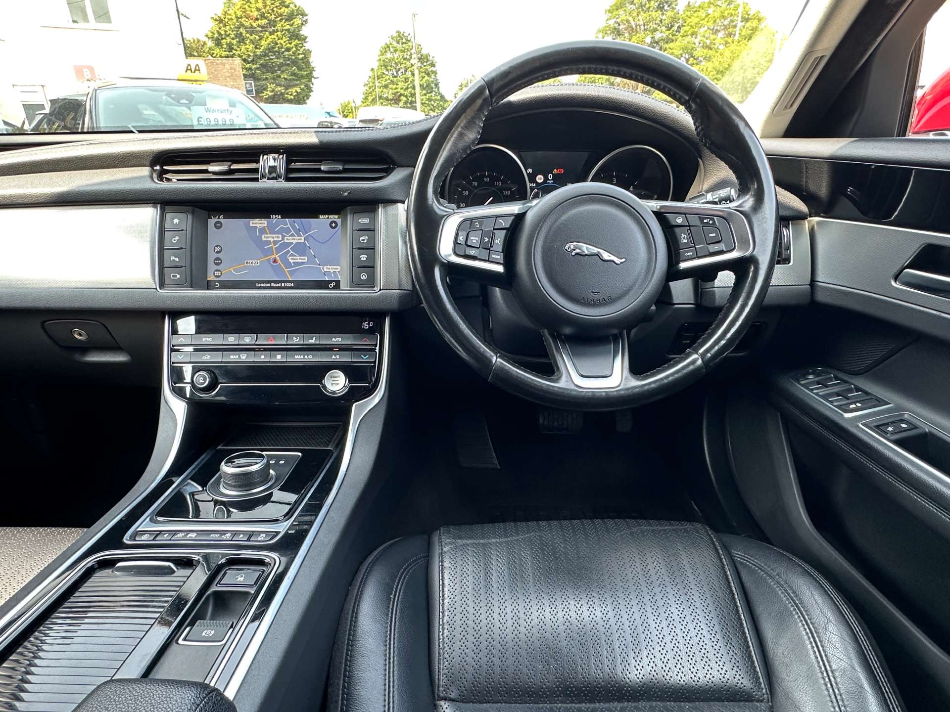 Jaguar XF 2.0 XF Prestige D Auto 5dr #12