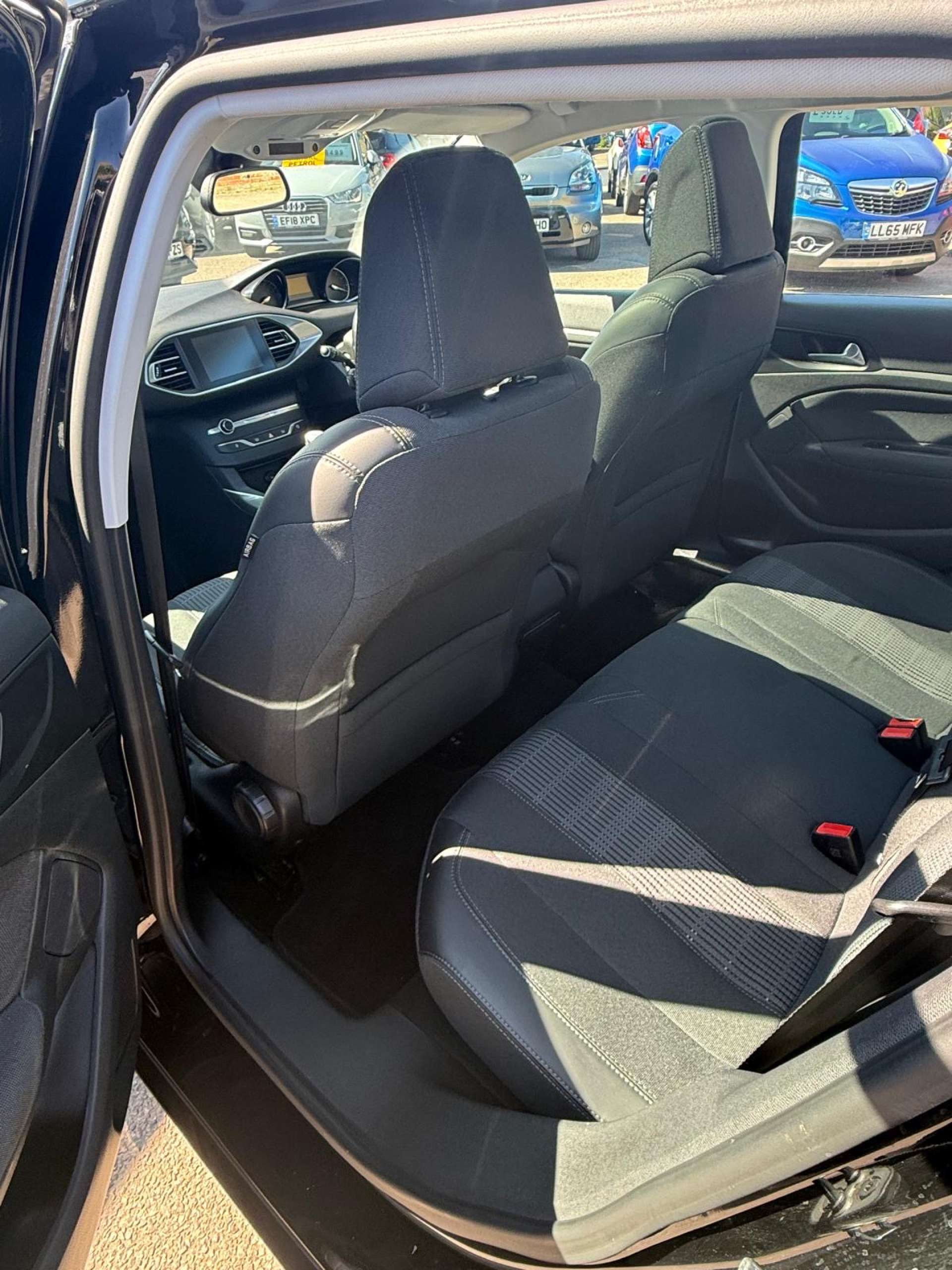 Peugeot 308 1.2 308 Allure S/S 5dr #21