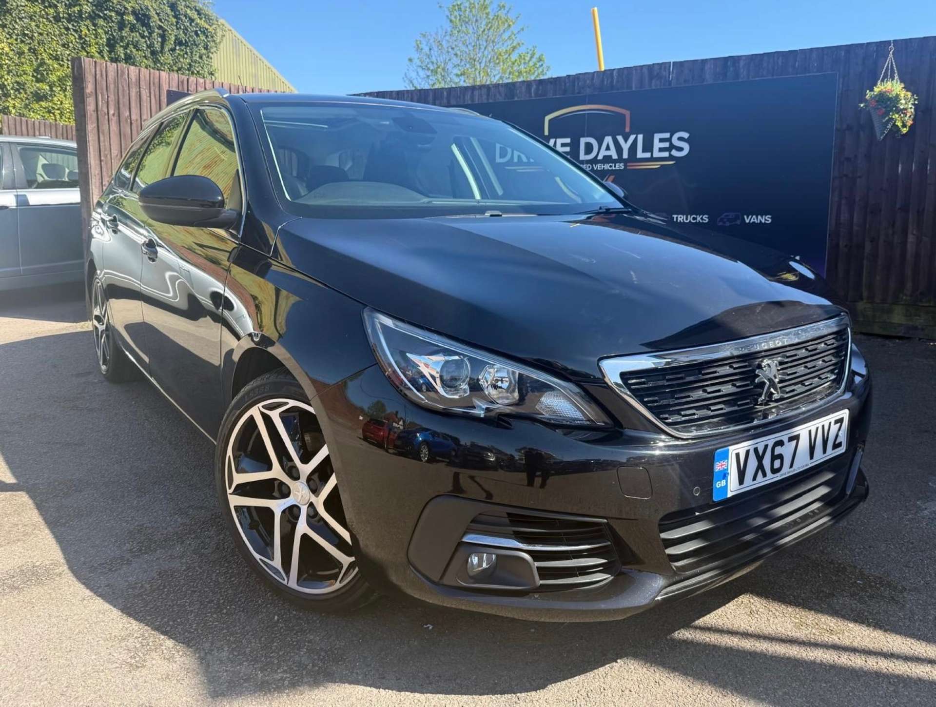 Peugeot 308 1.2 308 Allure S/S 5dr #31
