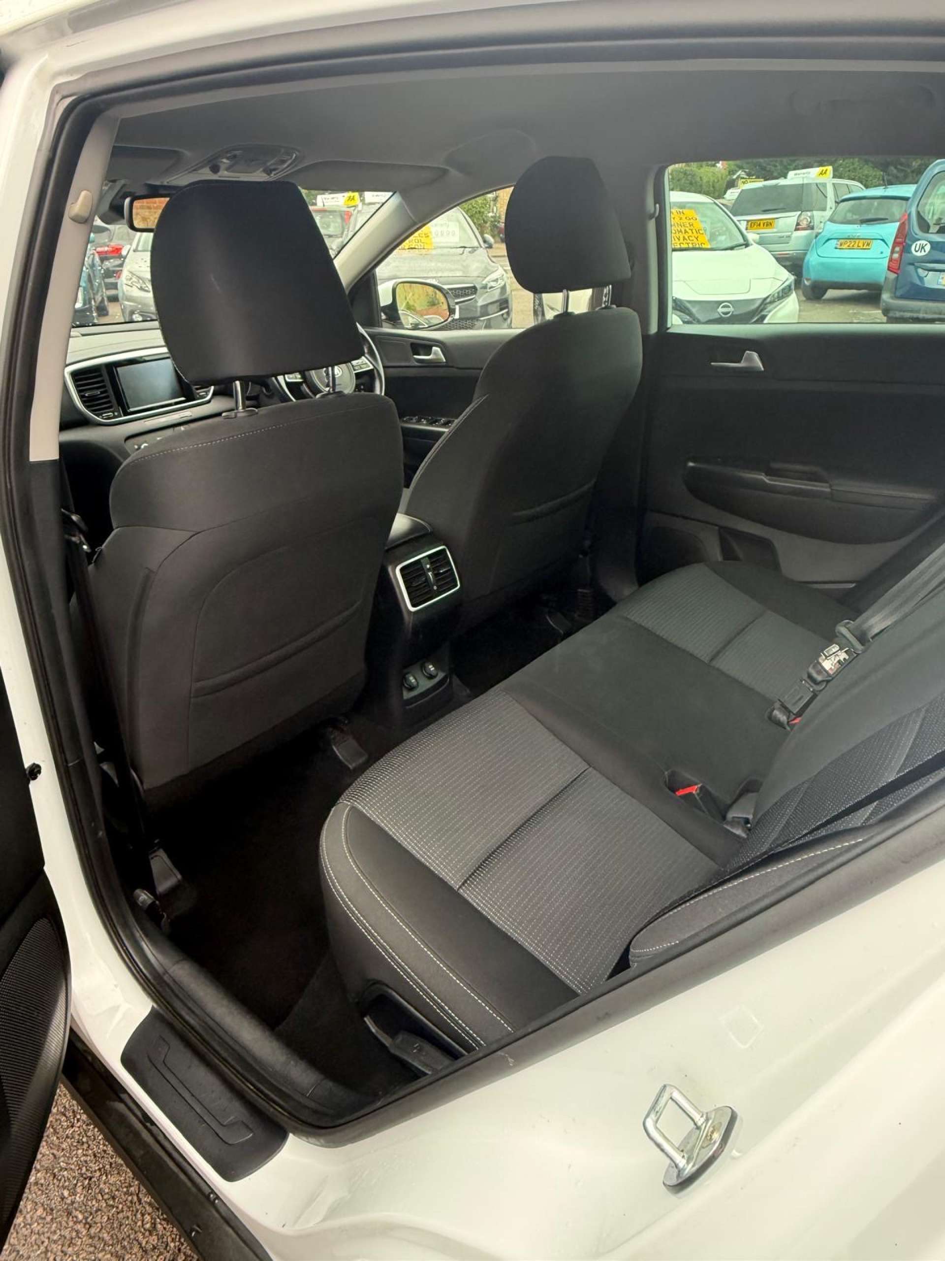 KIA SPORTAGE 1.6 Sportage 2 CRDi ISG MHEV Semi-Auto 5dr #10