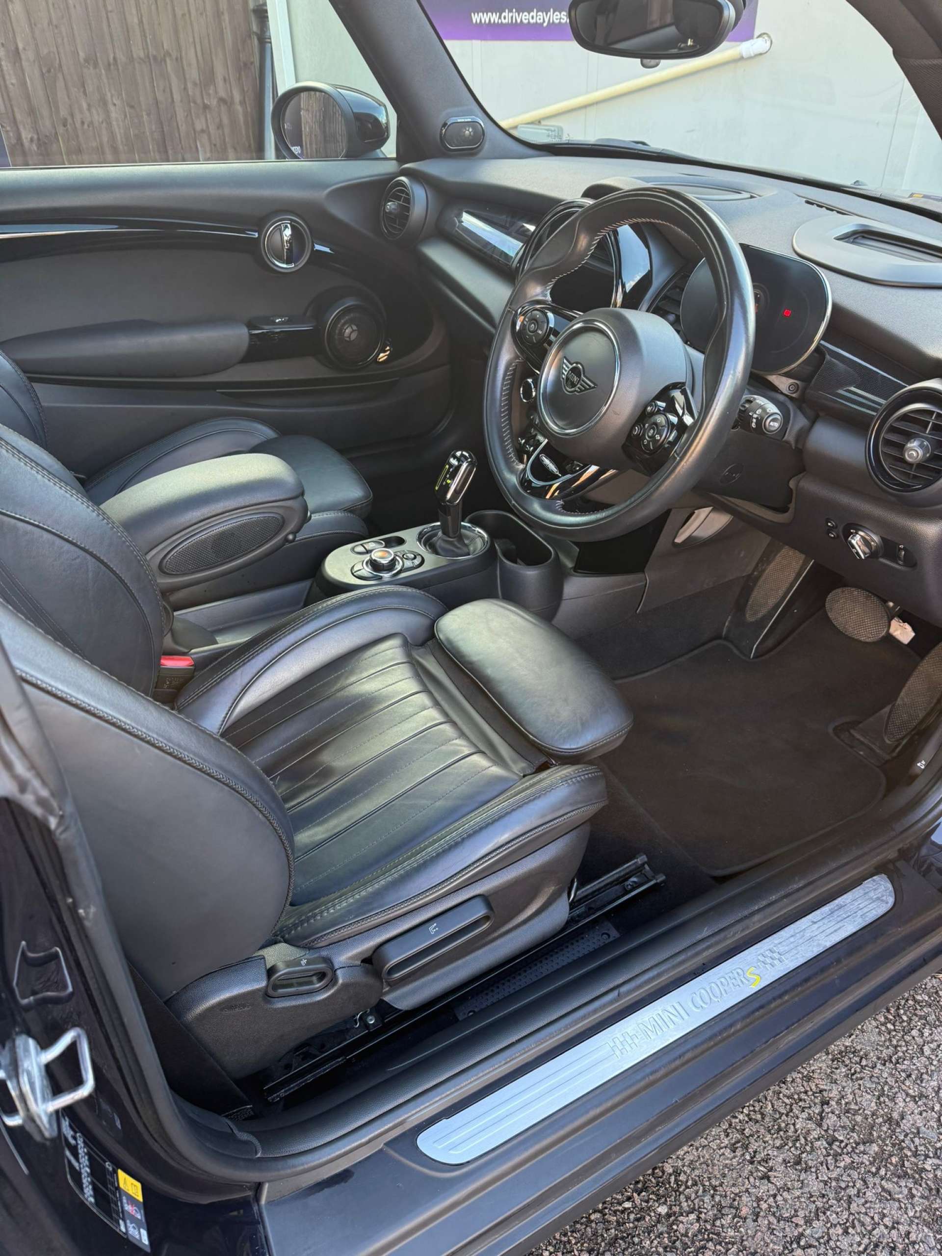 MINI HATCH Cooper S Electric Level 3 3dr #10