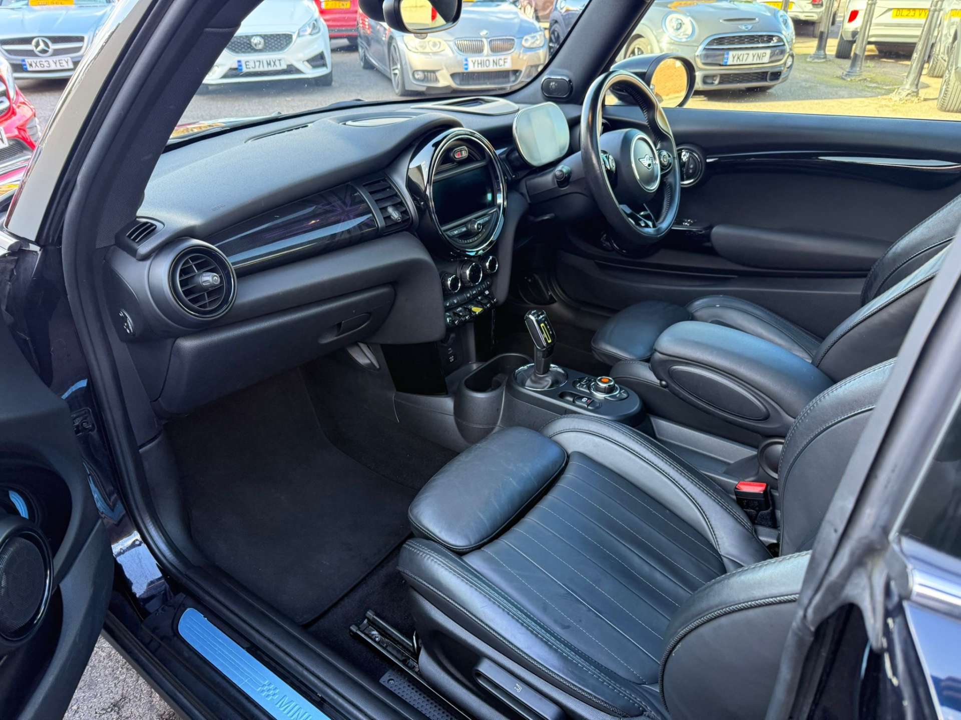 MINI HATCH Cooper S Electric Level 3 3dr #27