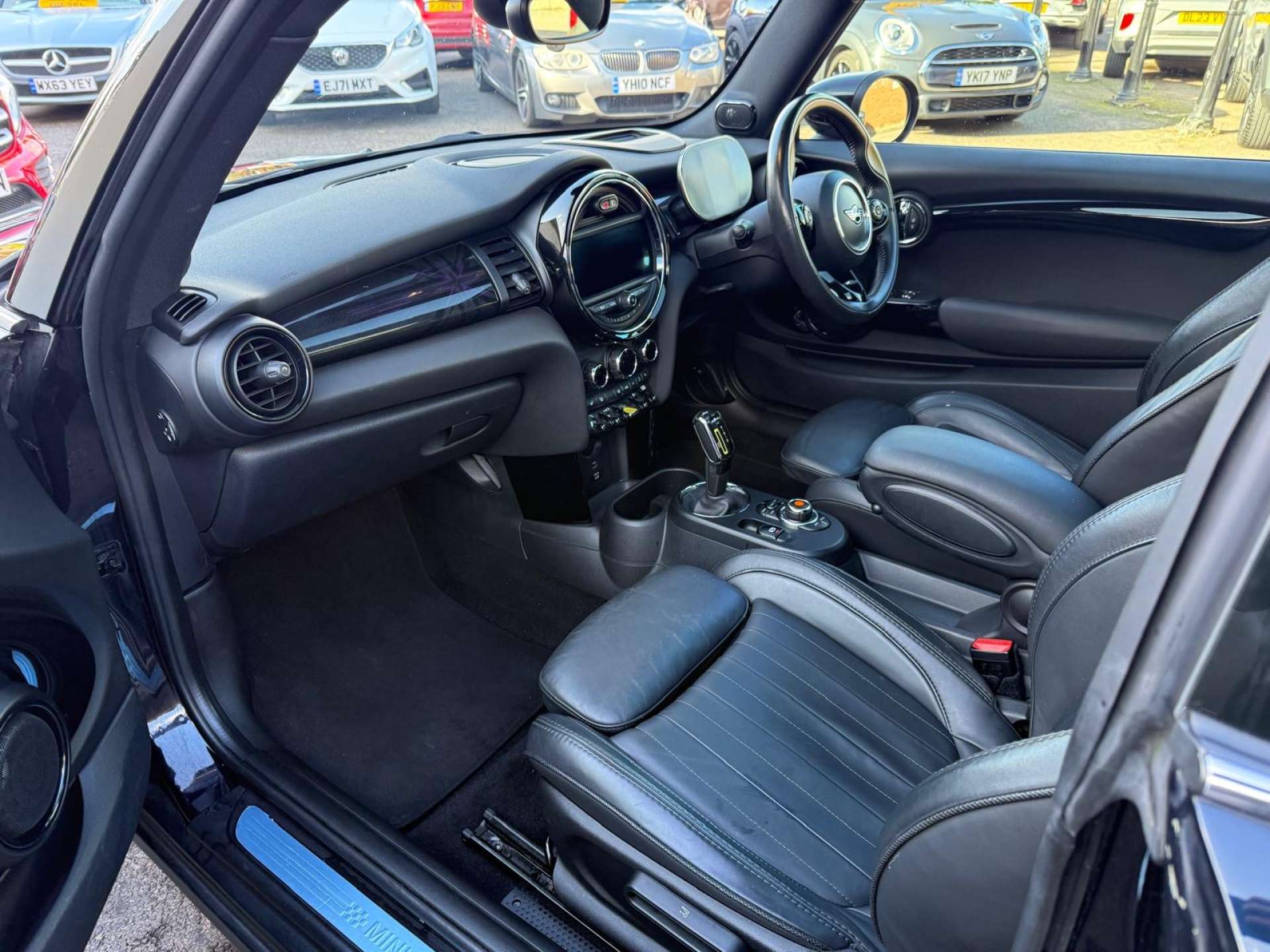 MINI HATCH Cooper S Electric Level 3 3dr #30