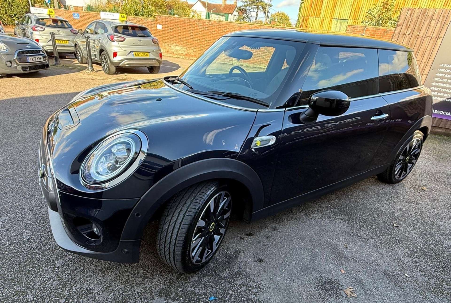 MINI HATCH Cooper S Electric Level 3 3dr #36