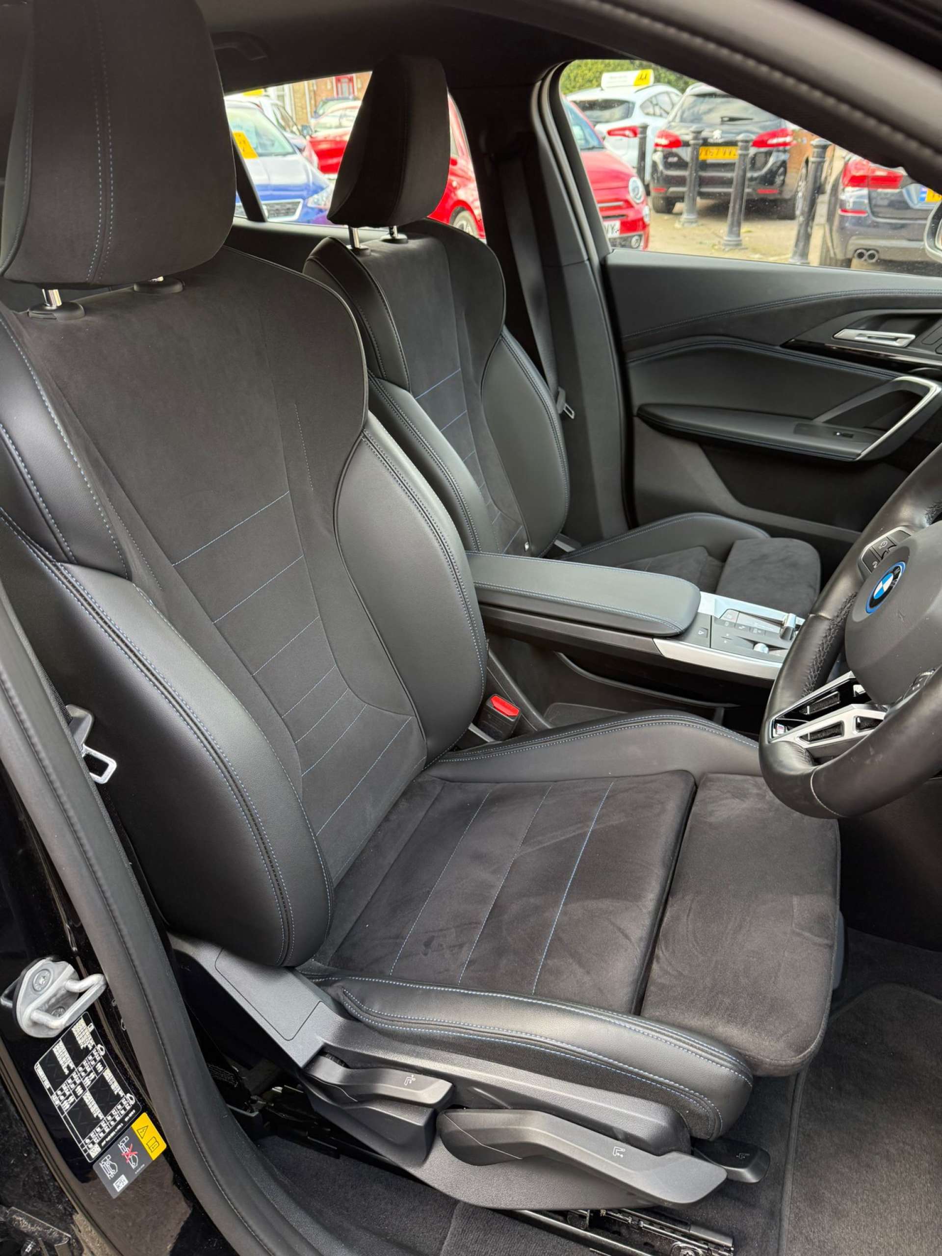 BMW IX2 IX2 eDrive20 M Sport 5dr #10