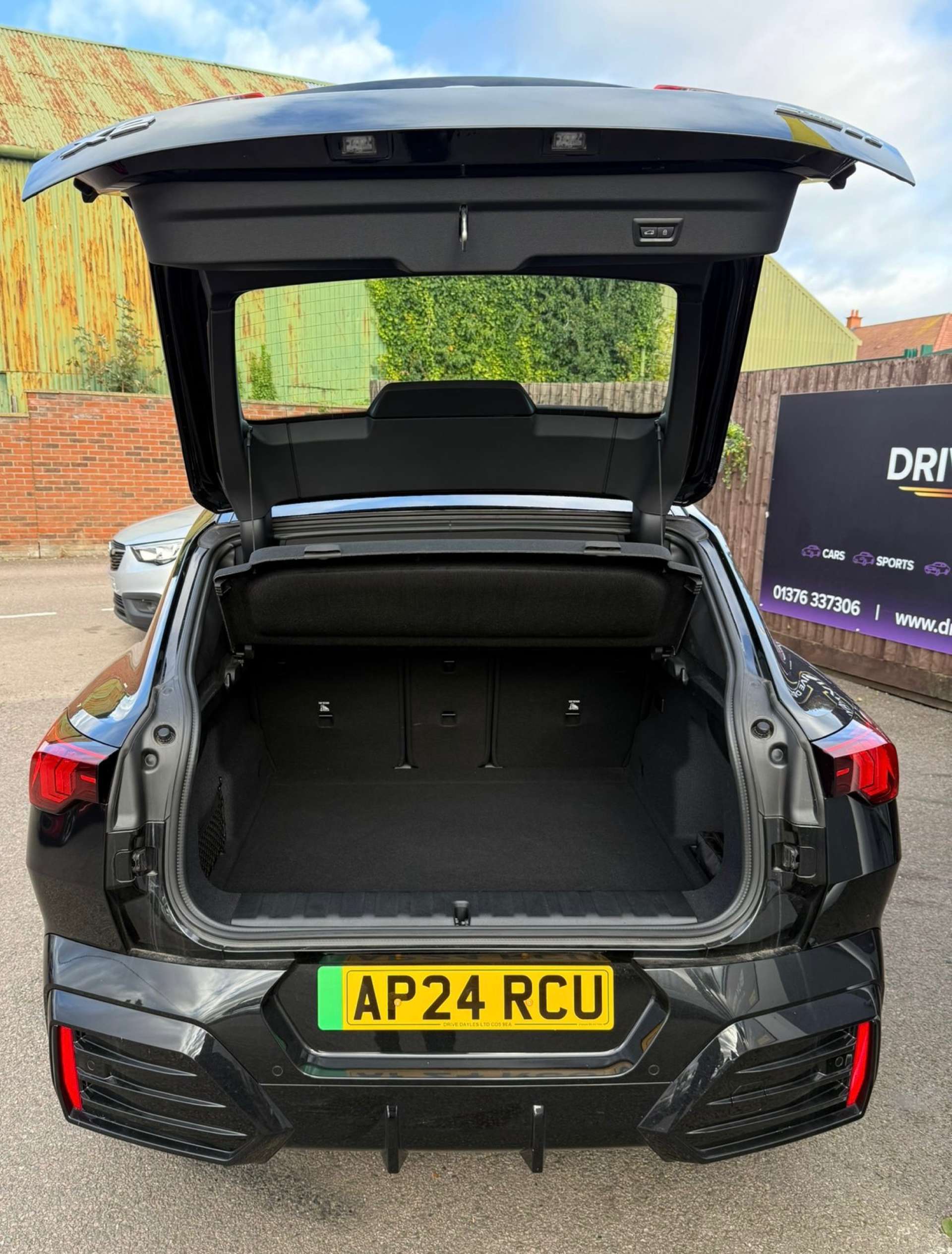 BMW IX2 IX2 eDrive20 M Sport 5dr #12