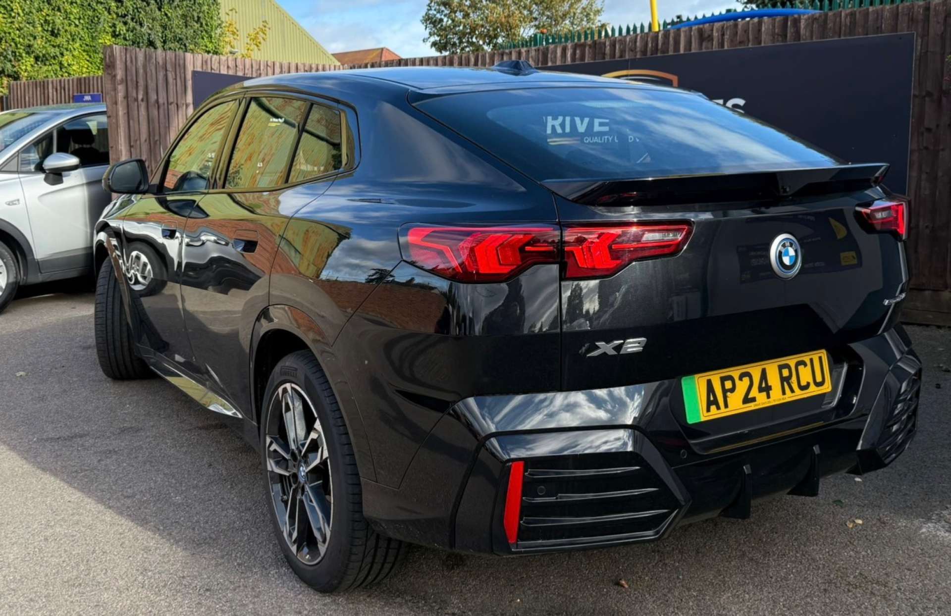 BMW IX2 IX2 eDrive20 M Sport 5dr #14