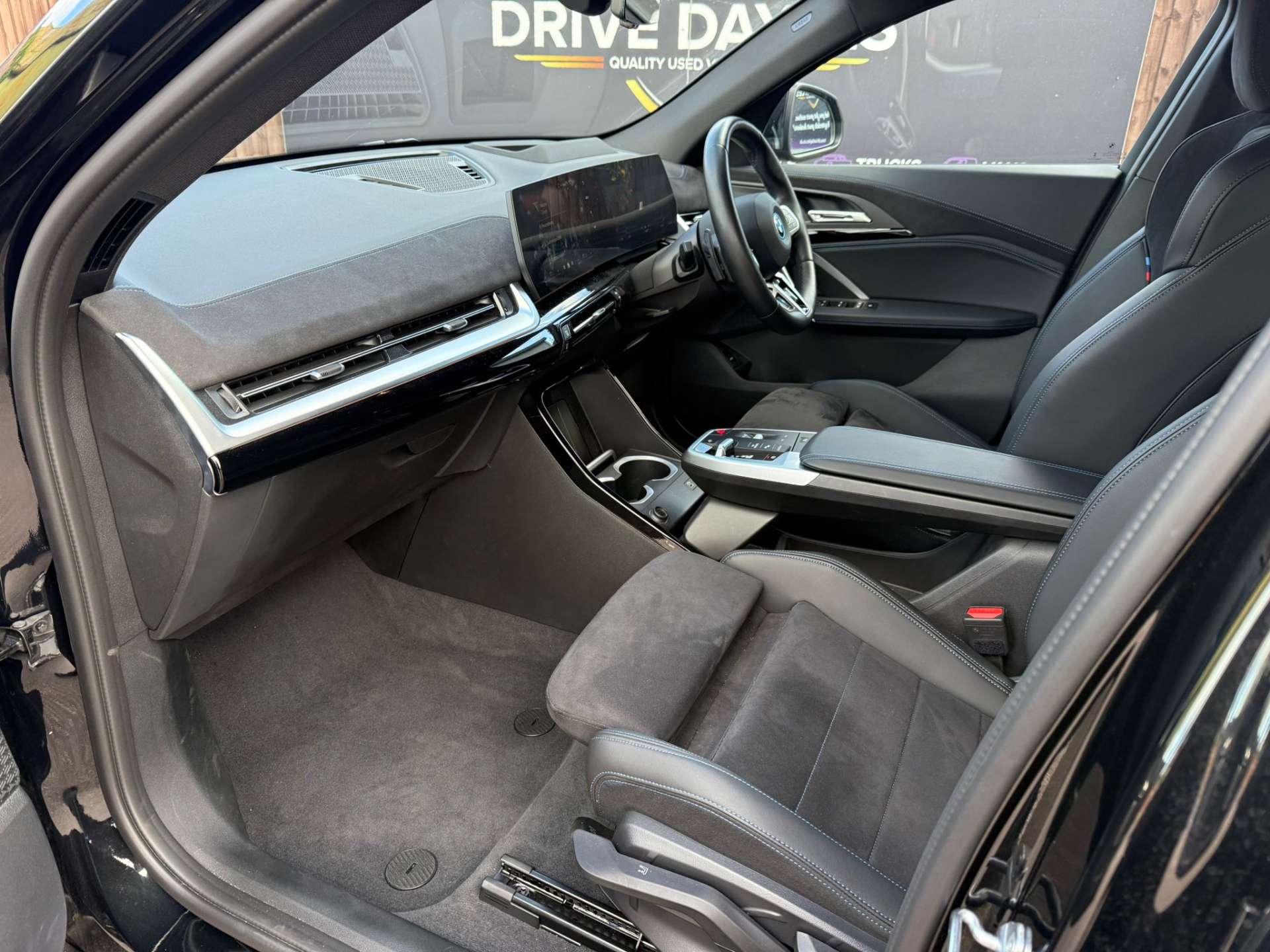 BMW IX2 IX2 eDrive20 M Sport 5dr #17