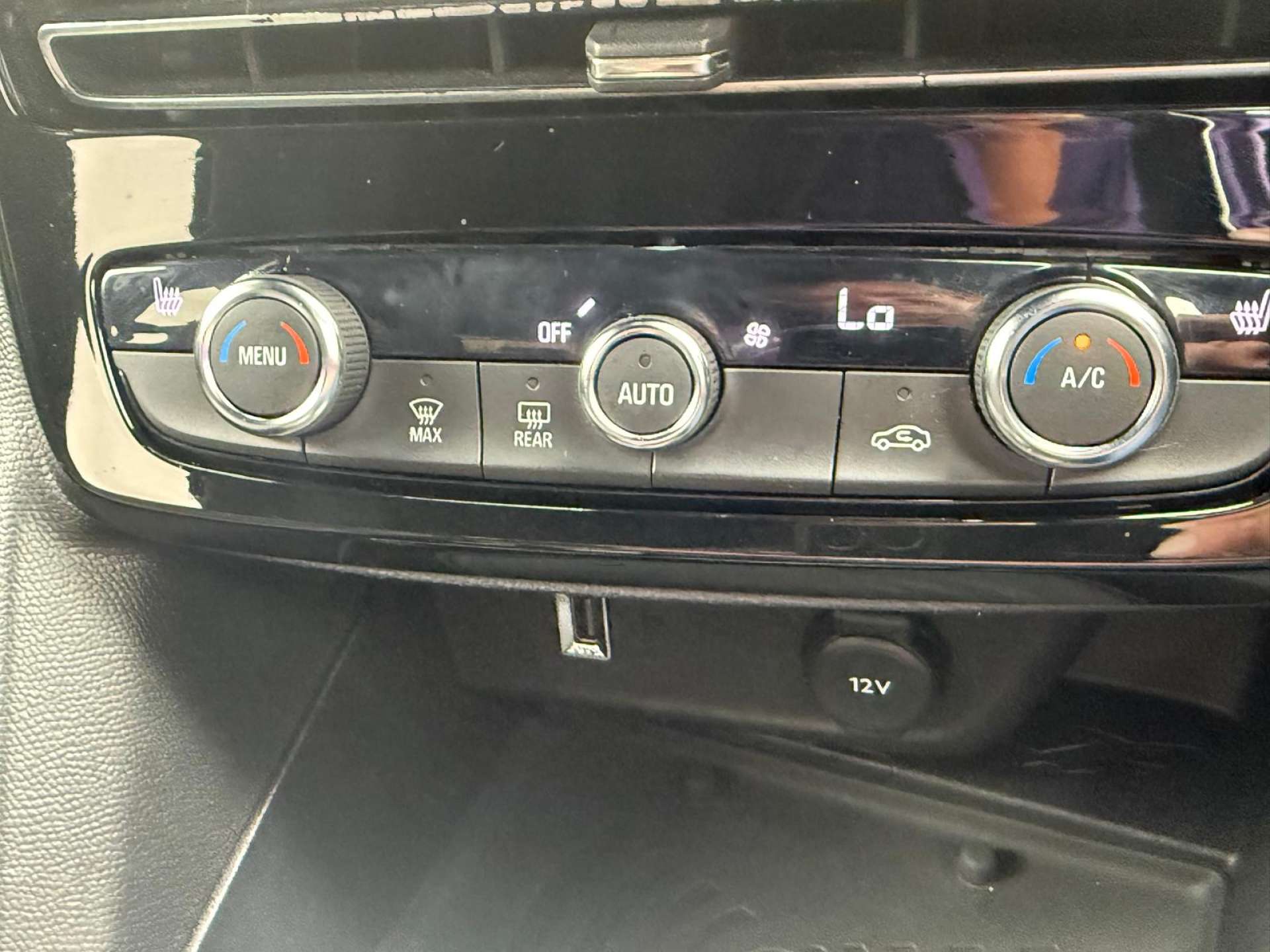 Vauxhall MOKKA 1.2 Mokka Ultimate Turbo Auto 5dr #19