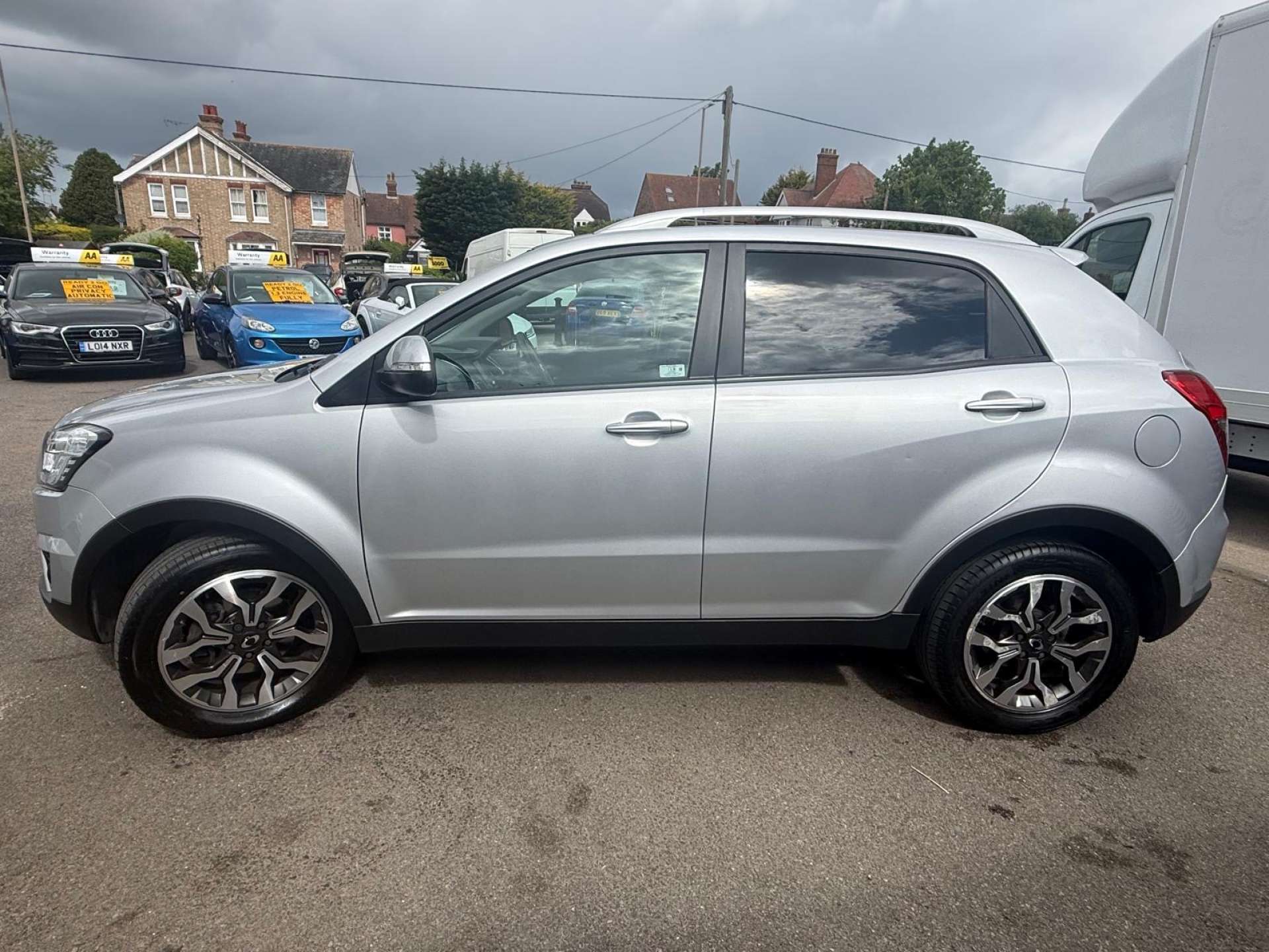 SSANGYONG KORANDO 2.2 Korando ELX 4x4 Auto 4WD 5dr #2