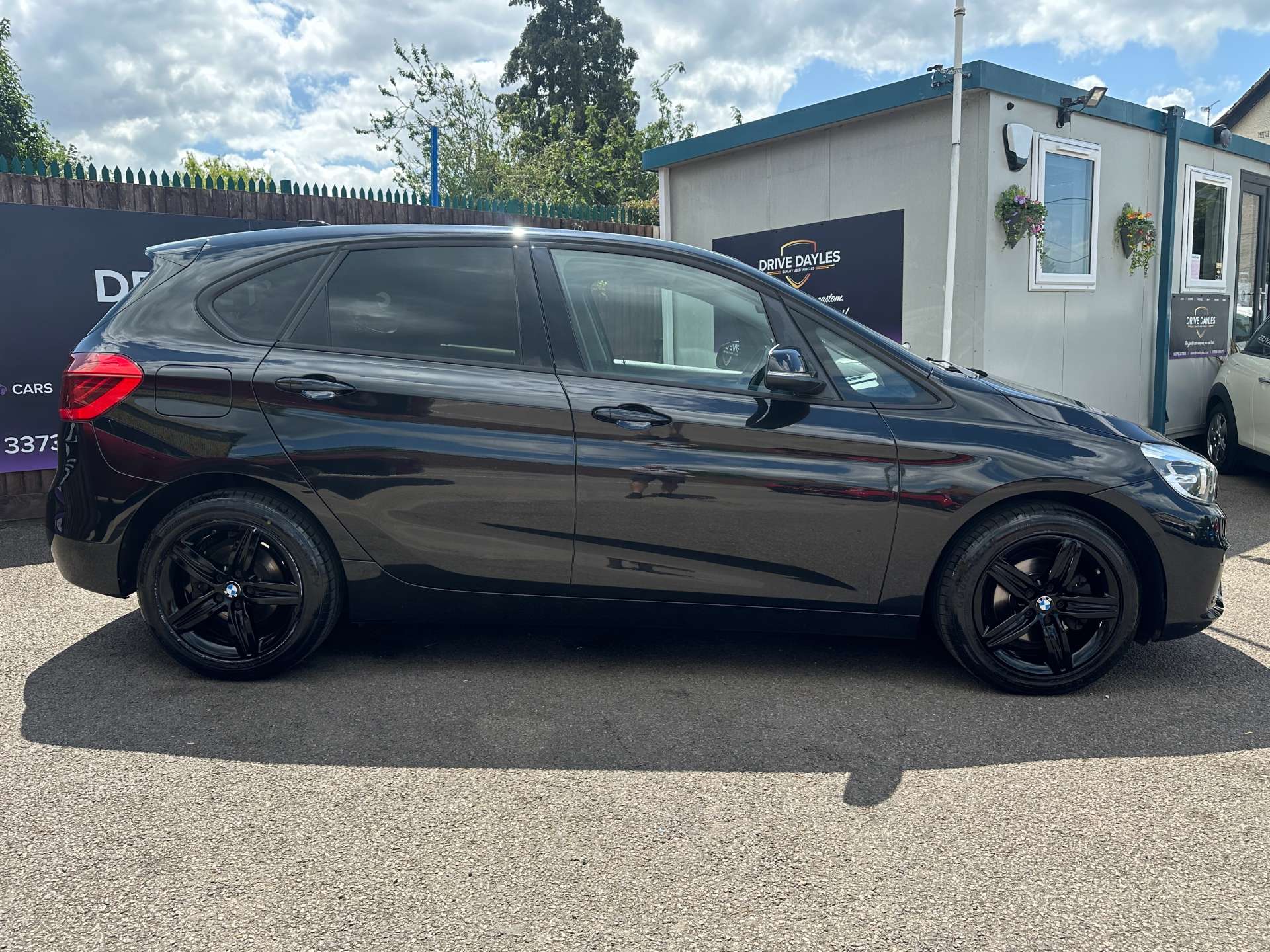 BMW 2 SERIES 2.0 218D Sport 5dr #2