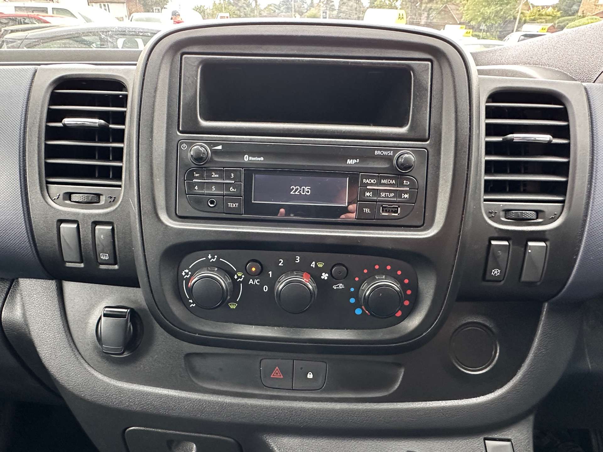 Vauxhall VIVARO COMBI 1.6 Vivaro  Combi CDTi S/S 5dr #3