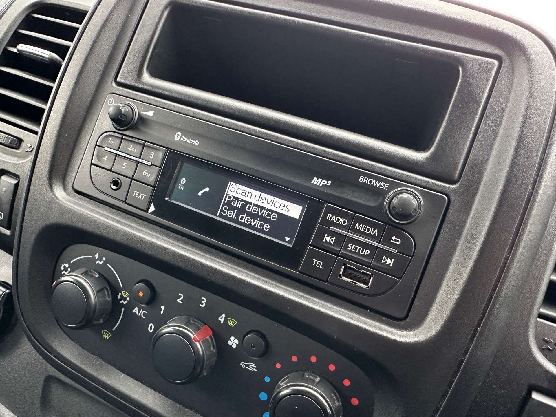 Vauxhall VIVARO COMBI 1.6 Vivaro  Combi CDTi S/S 5dr #43