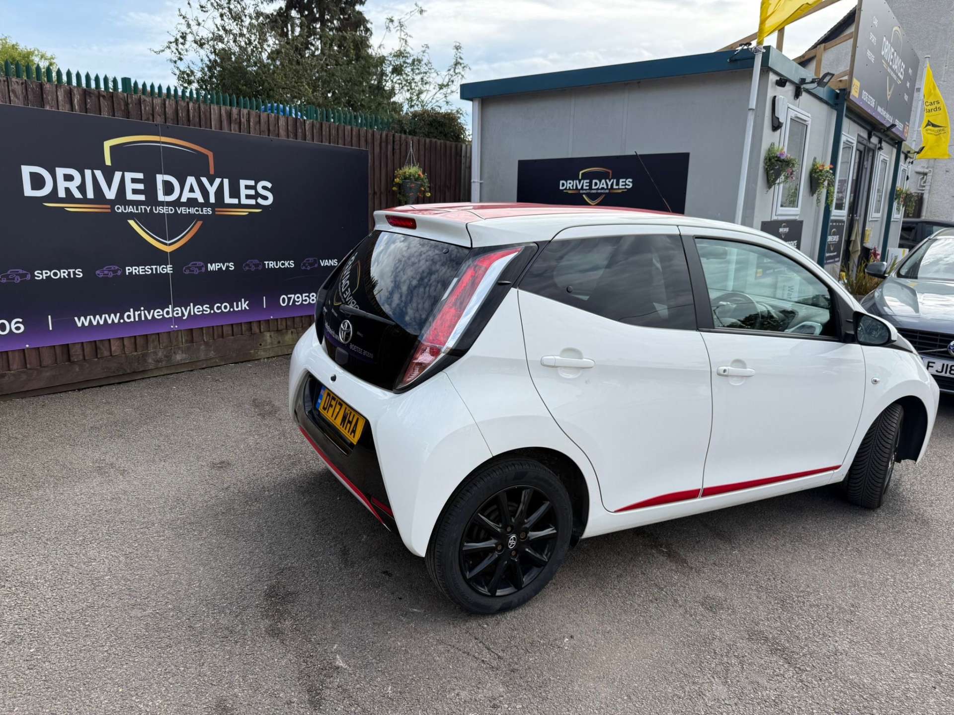 TOYOTA AYGO 1.0 Aygo X-Press VVT-i 5dr #9