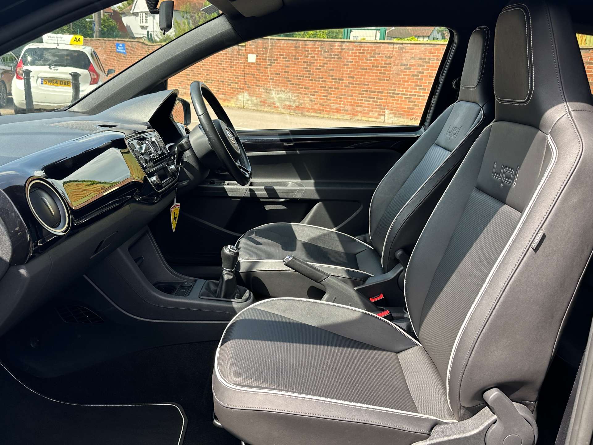 Volkswagen UP! 1.0 Club Up 3dr #7
