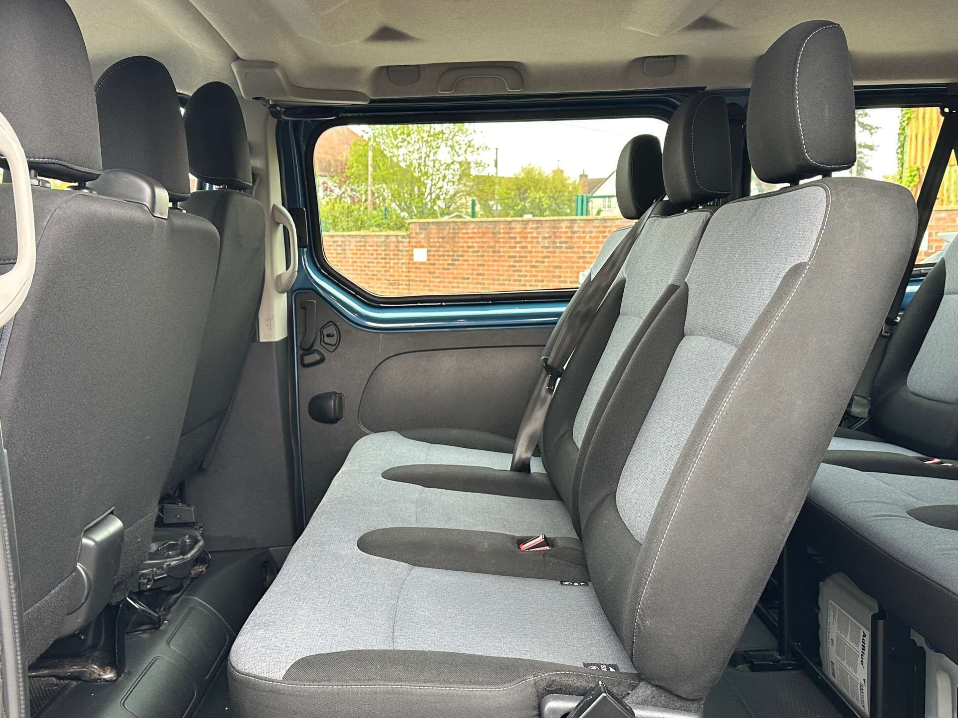 Vauxhall VIVARO COMBI 1.6 Vivaro  Combi CDTi S/S 5dr #9