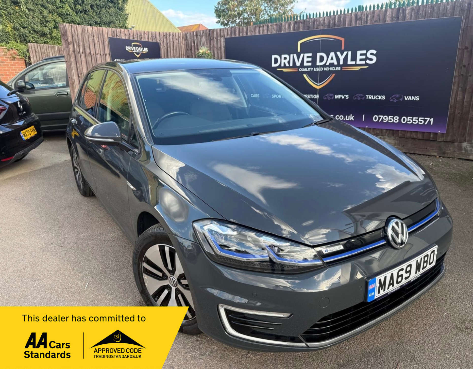 2019 VOLKSWAGEN GOLF