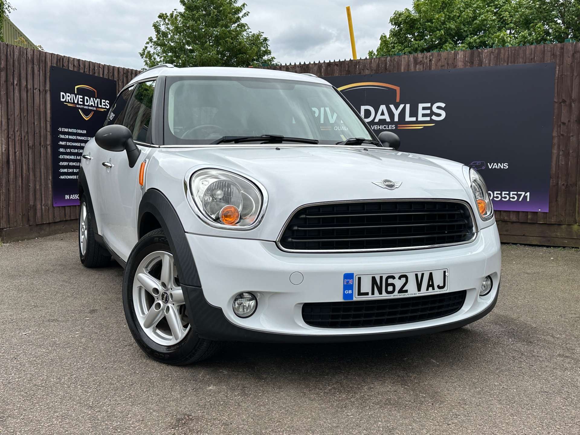 MINI COUNTRYMAN 1.6 Countryman One 5dr #0