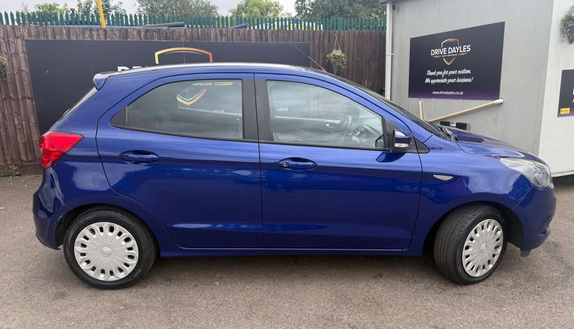 Ford KA+ 1.2 Ka+ Studio 5dr #4
