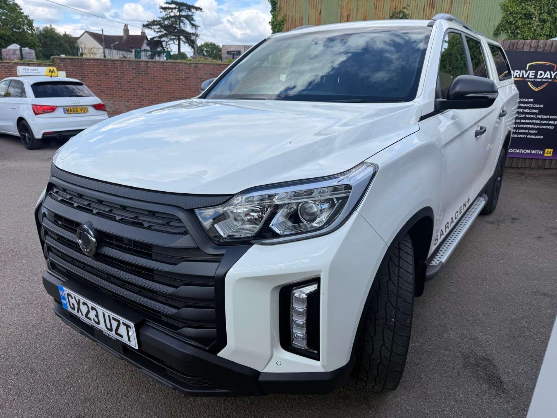 SSANGYONG MUSSO 2.2 Musso Saracen + Auto 4WD #2