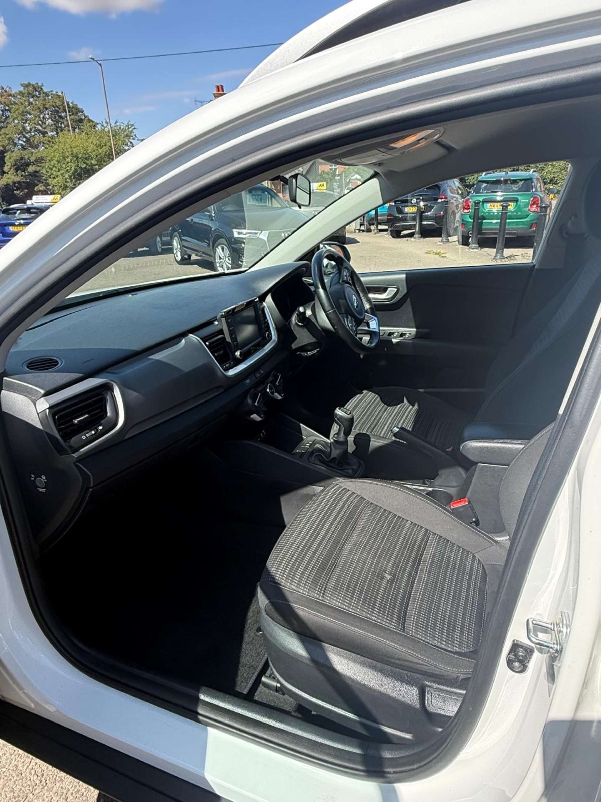 KIA STONIC 1.6 Stonic 2 ISG CRDi 5dr #4