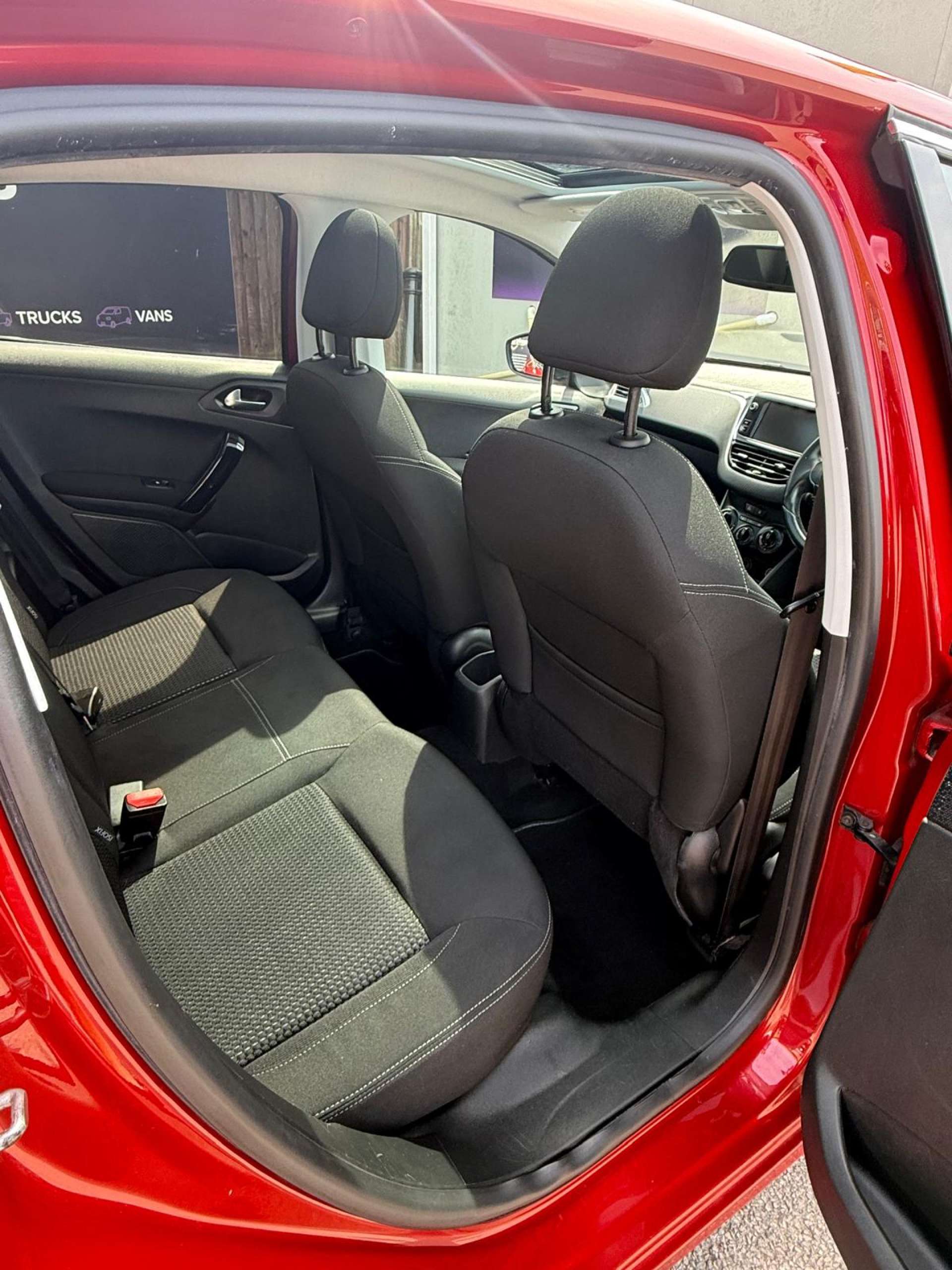 Peugeot 208 1.2 208 Allure Premium 5dr #17