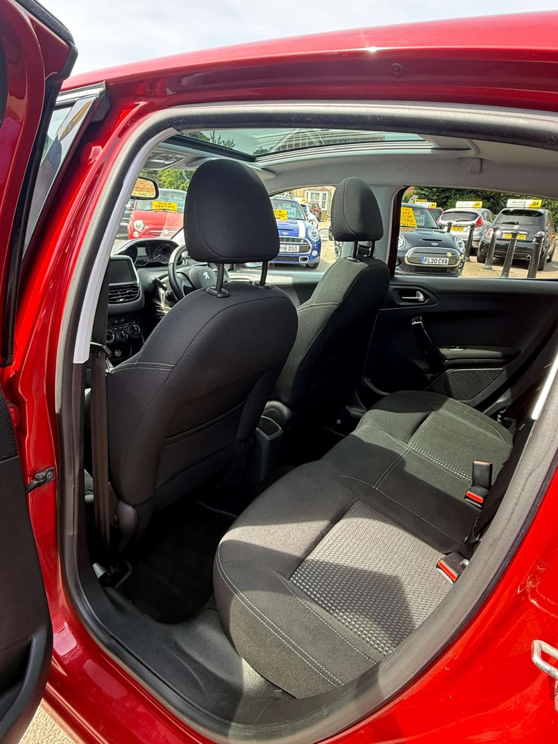 Peugeot 208 1.2 208 Allure Premium 5dr #18
