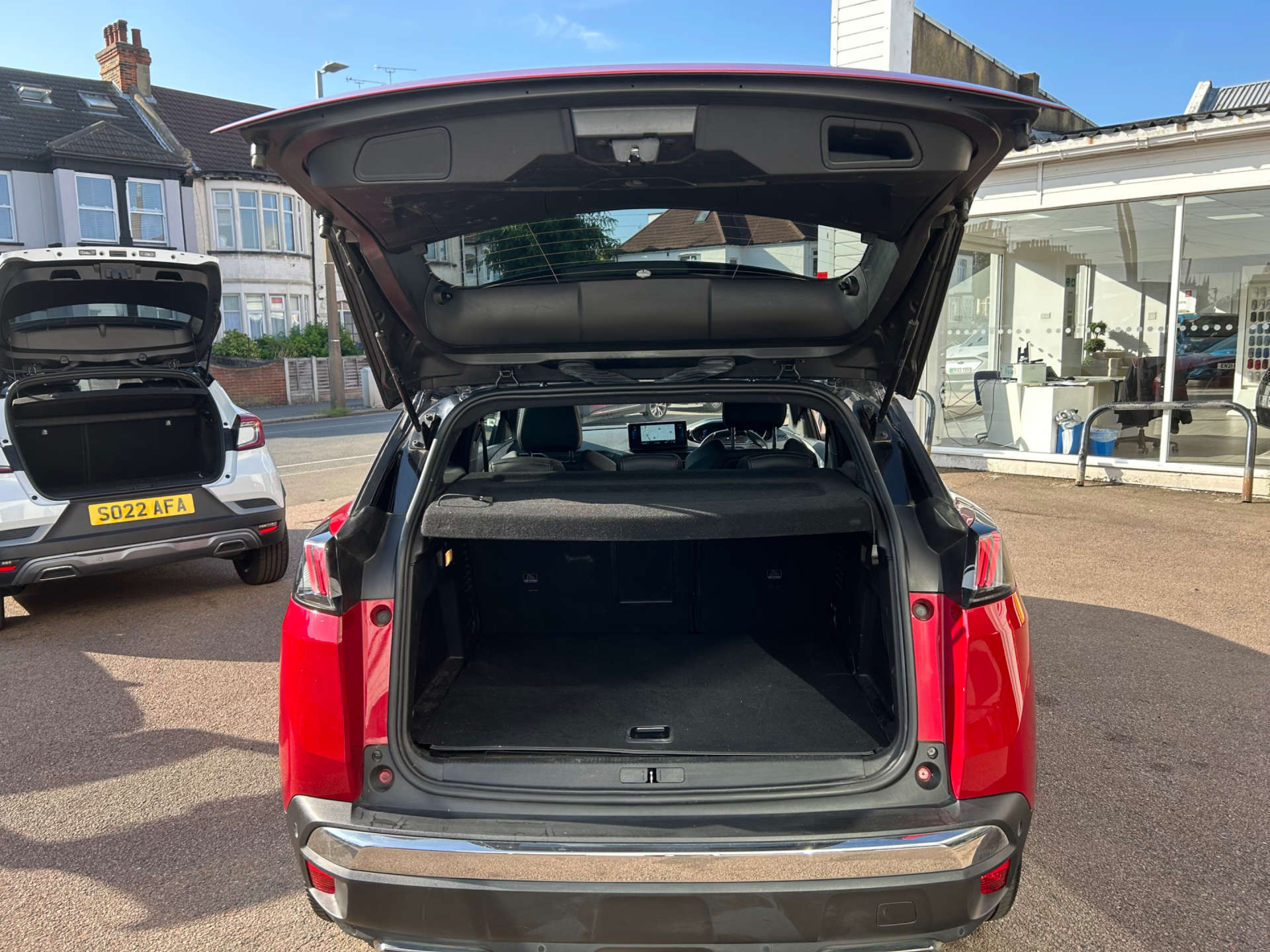 PEUGEOT 3008 1.6 3008 GT Premium S/S PHEV Auto 5dr #23