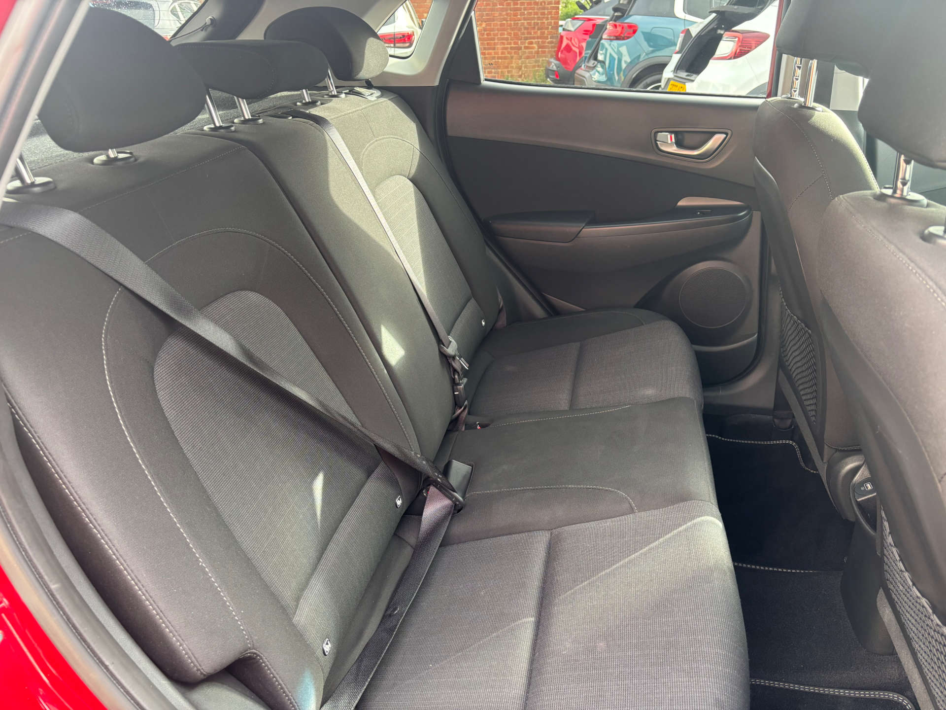 HYUNDAI KONA 1.6 Kona Premium GDi HEV Semi-Auto 5dr #15